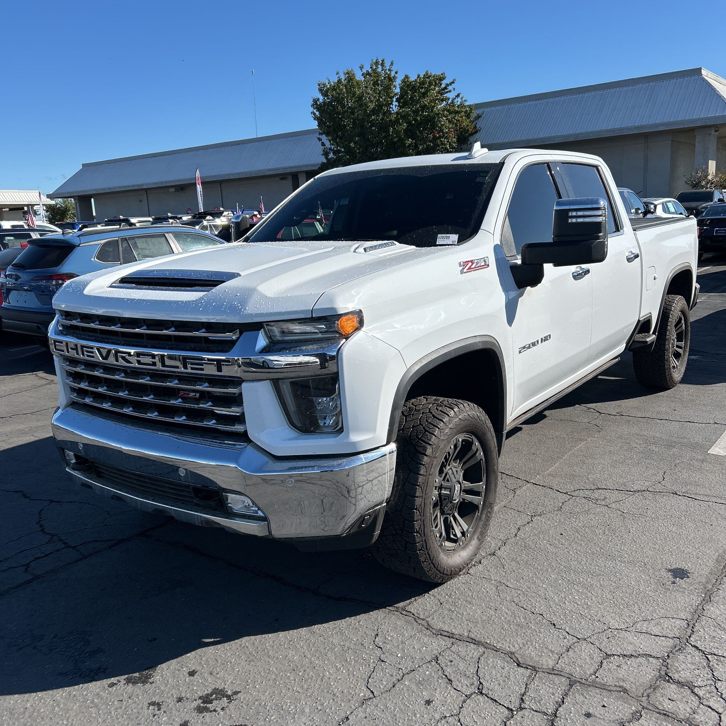2020 Chevrolet Silverado 2500HD LTZ photo 1