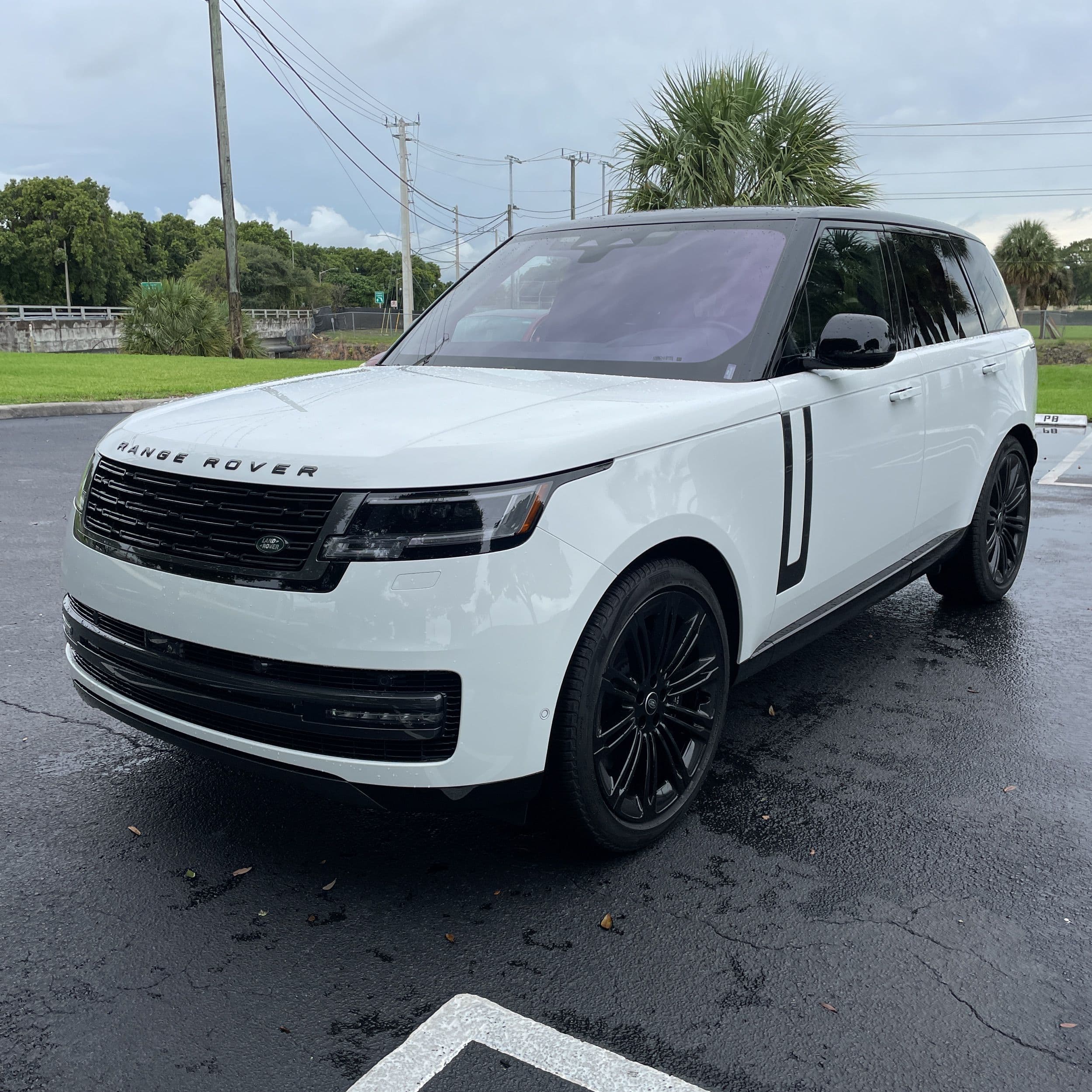 2023 Land Rover Range Rover P530 Autobiography photo 1