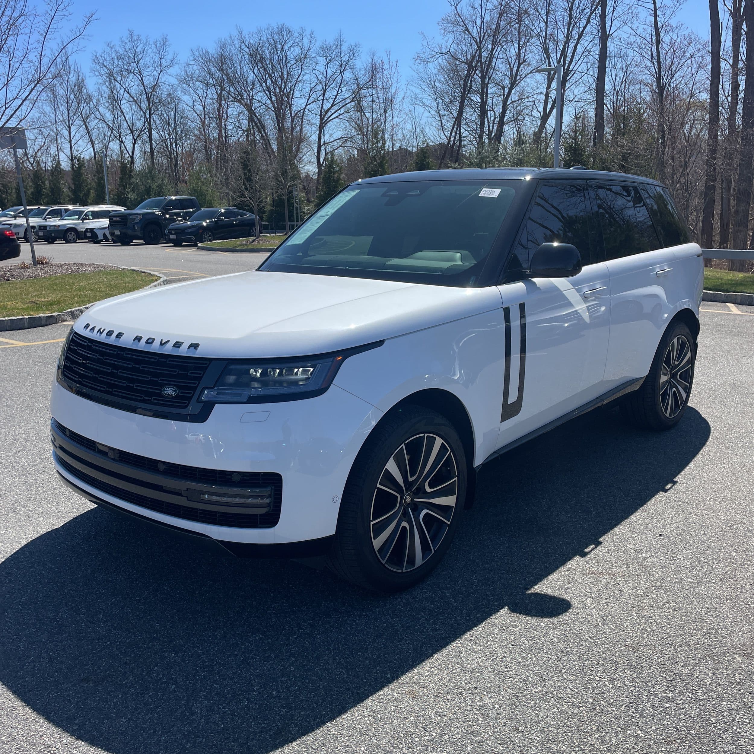 2024 Land Rover Range Rover P530 SE photo 1