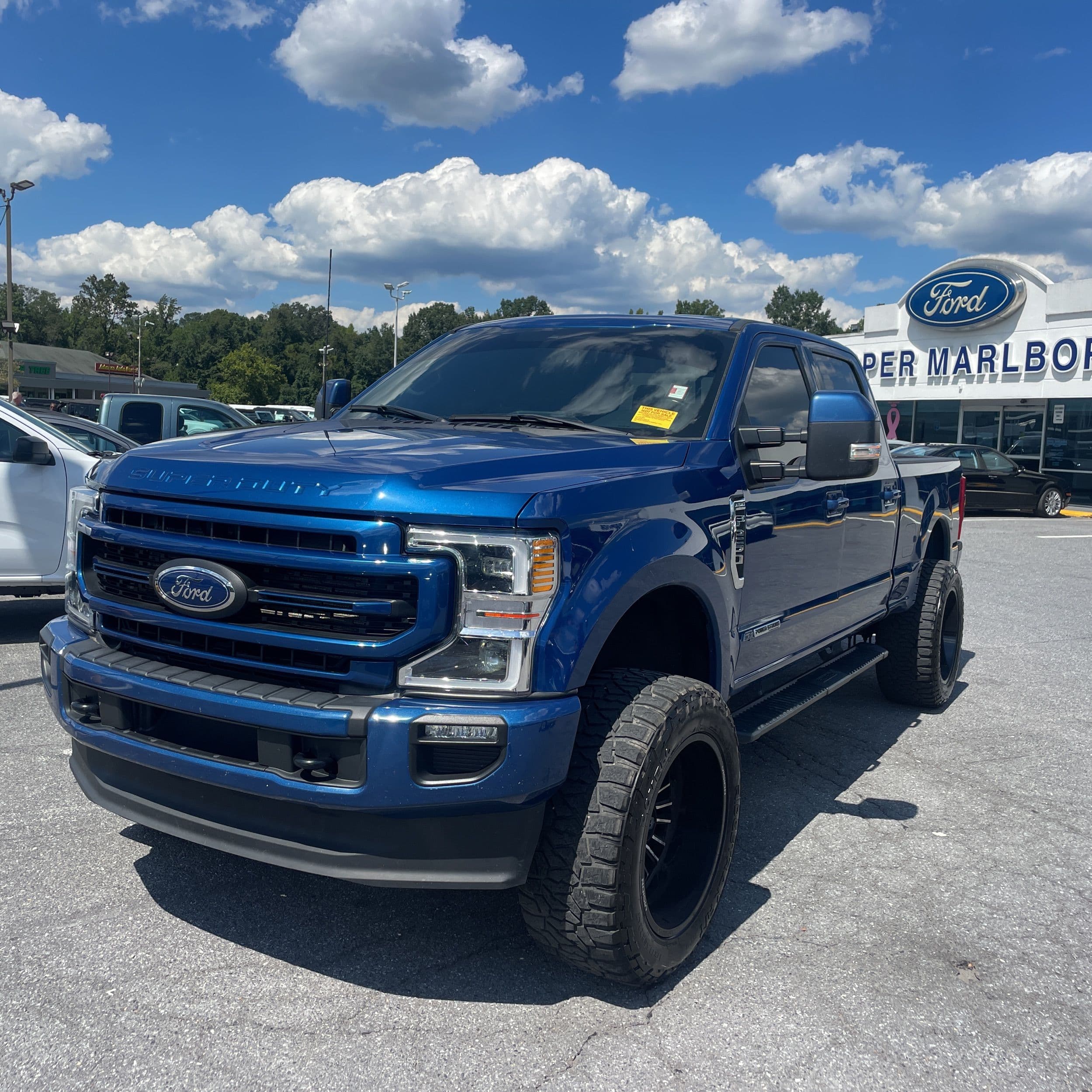 2022 Ford F-250 Super Duty Lariat photo 1