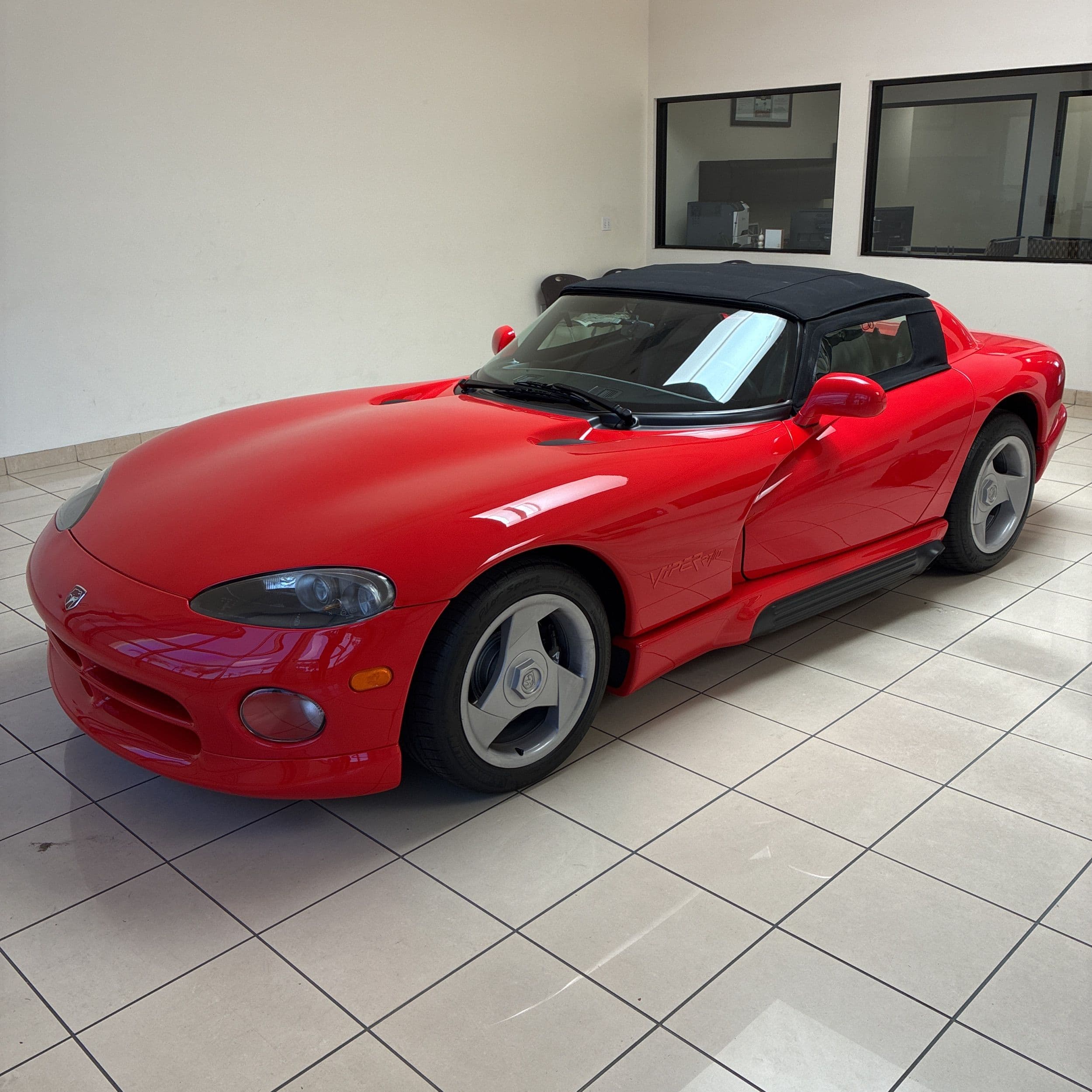 1993 Dodge Viper RT/10 photo 1
