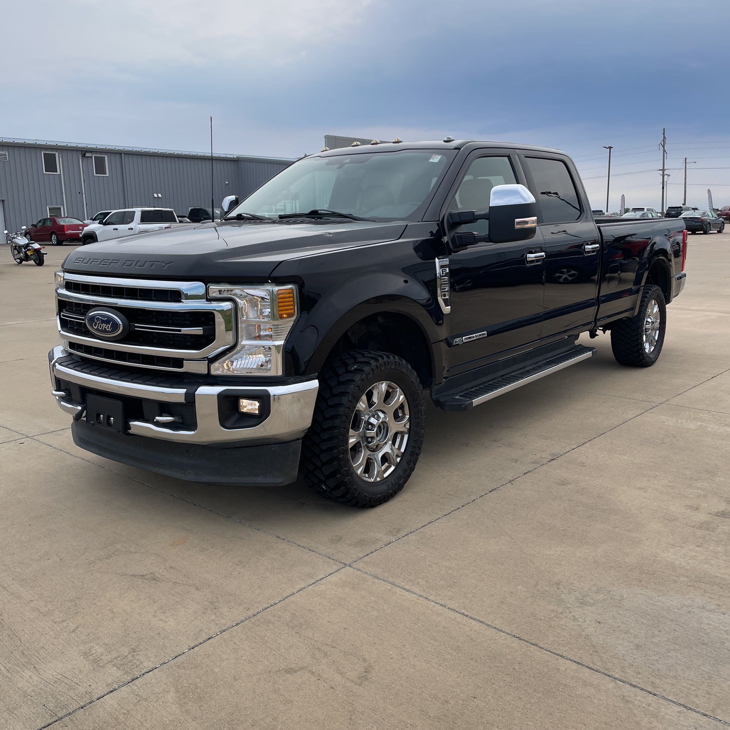 2022 Ford F-250 Super Duty Lariat photo 1
