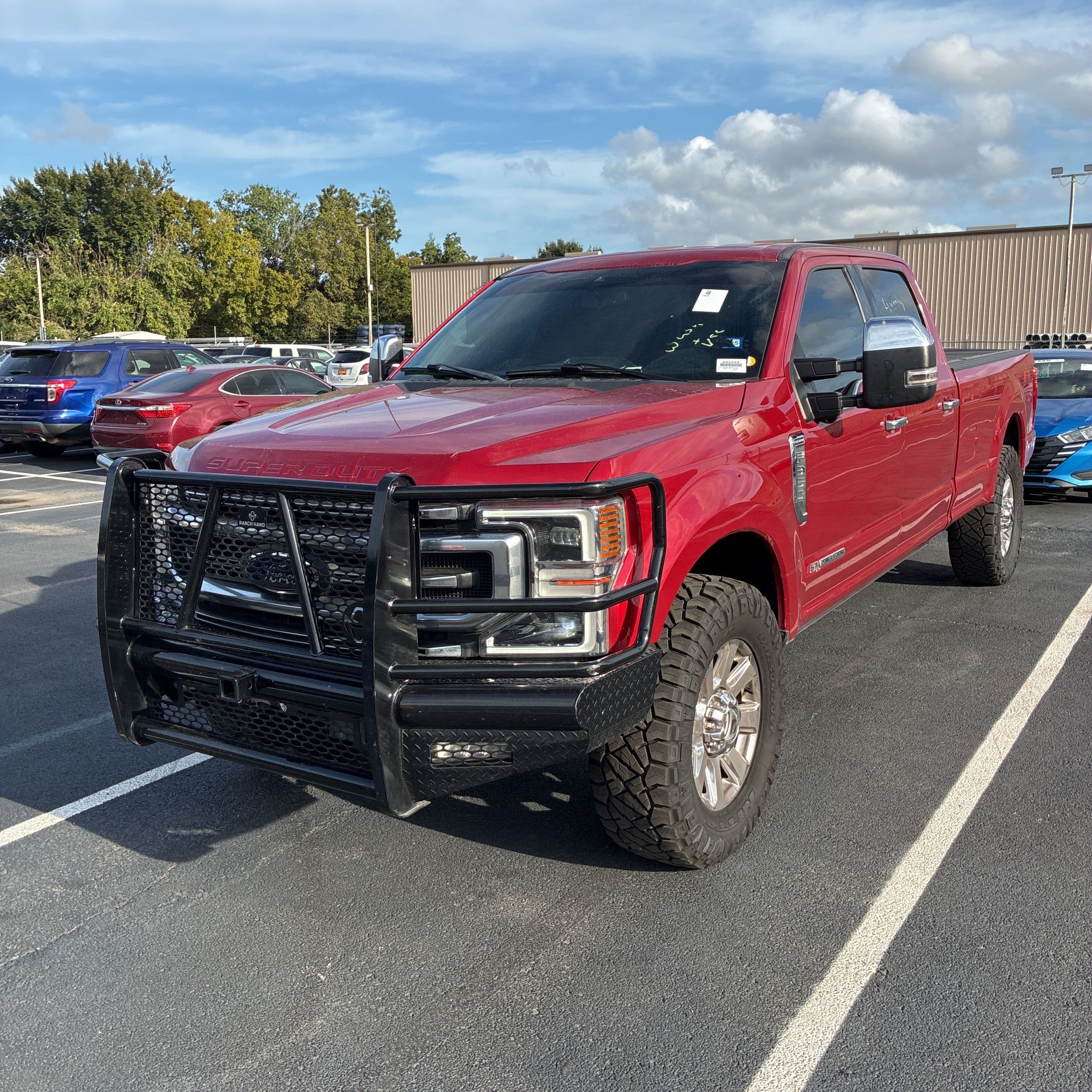 2022 Ford F-350 Super Duty Platinum photo 1