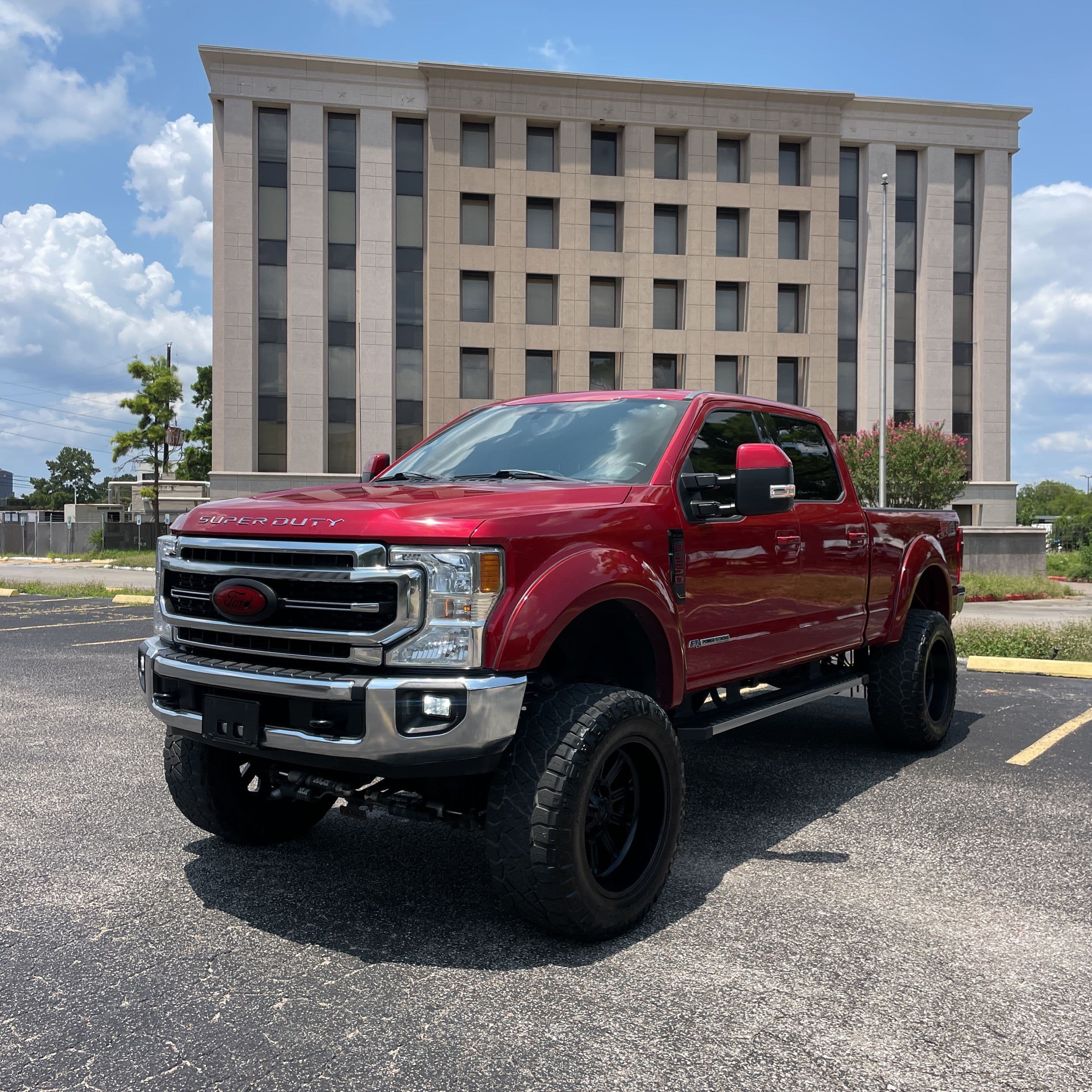 2022 Ford F-250 Super Duty Lariat photo 1