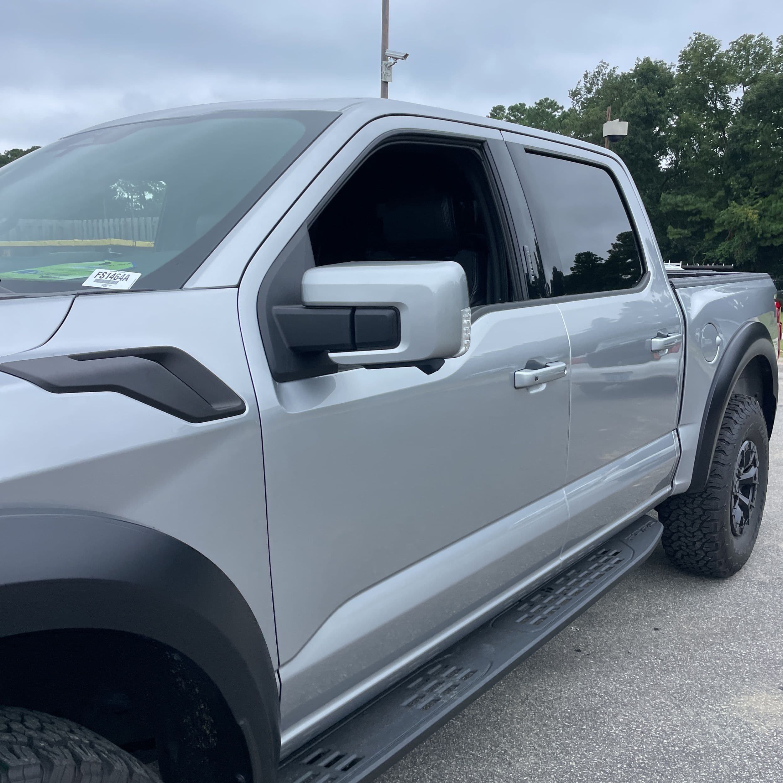 2023 Ford F-150 Raptor photo 1