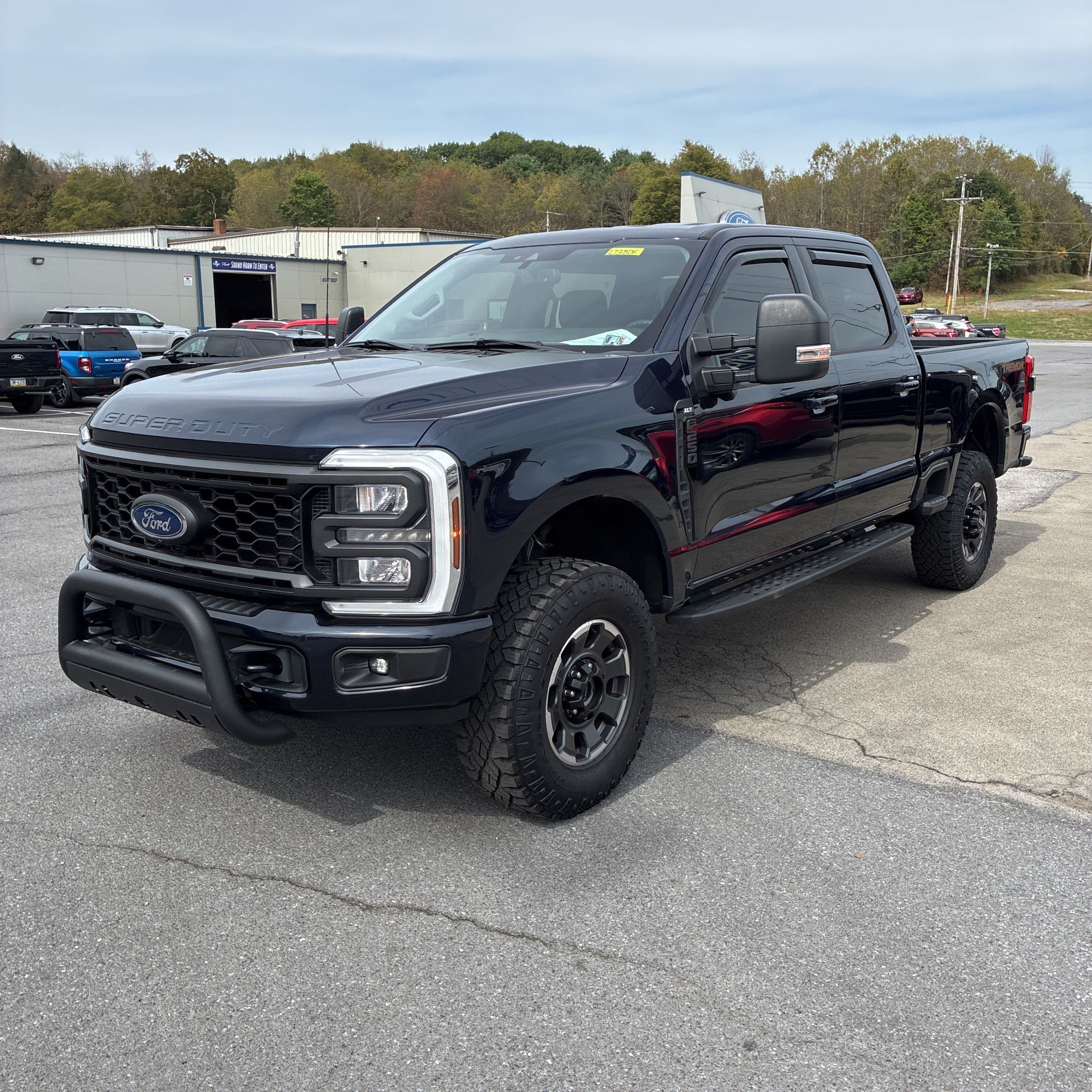 2024 Ford F-250 Super Duty XLT photo 1