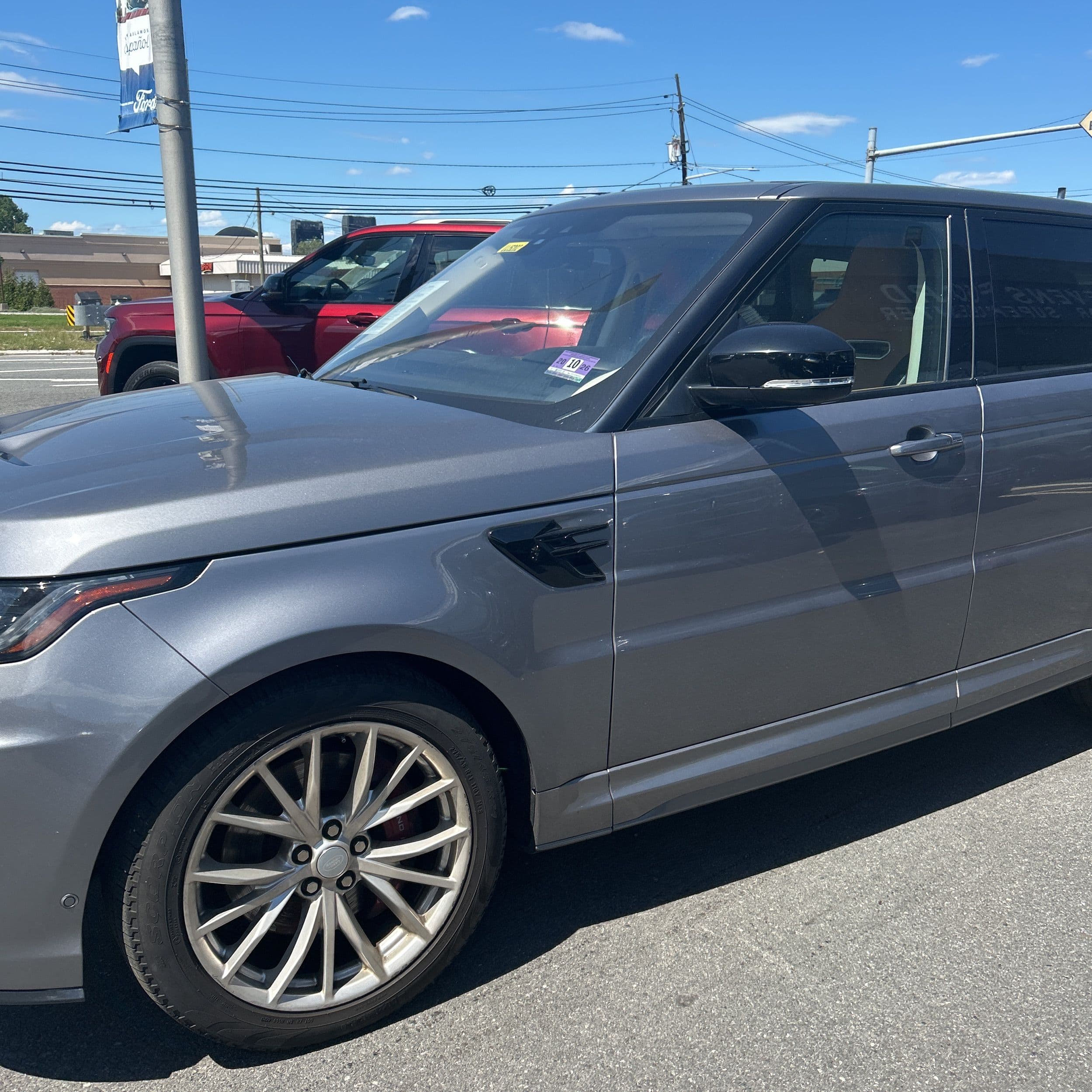 2020 Land Rover Range Rover Sport SVR photo 1