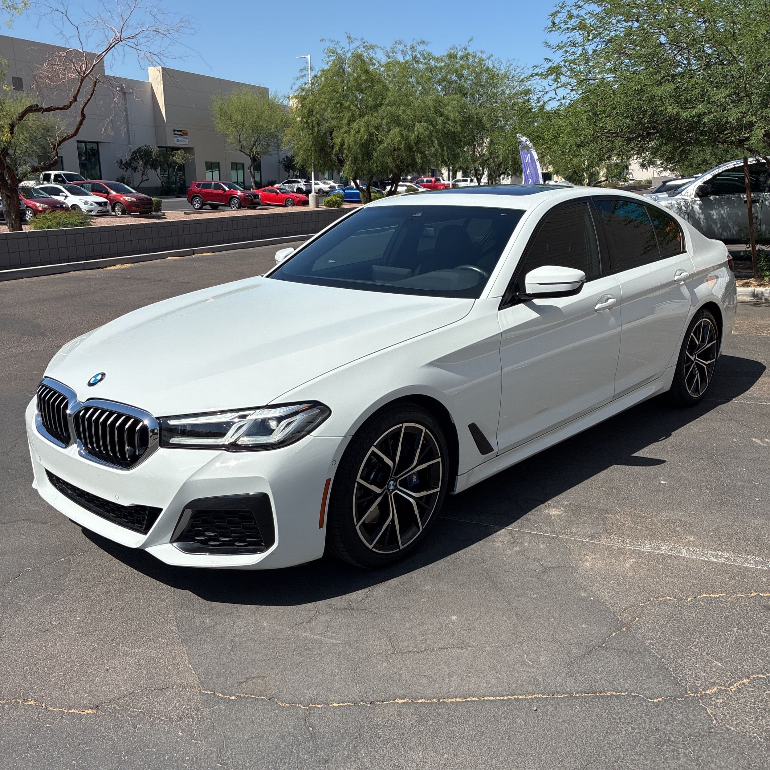 2022 BMW 530 i photo 1