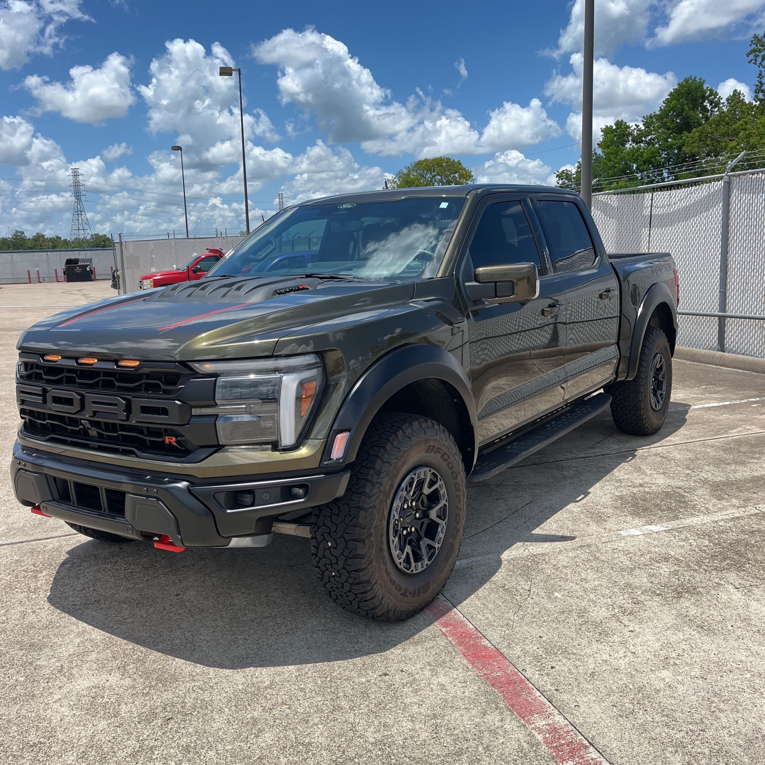 2024 Ford F-150 Raptor photo 1