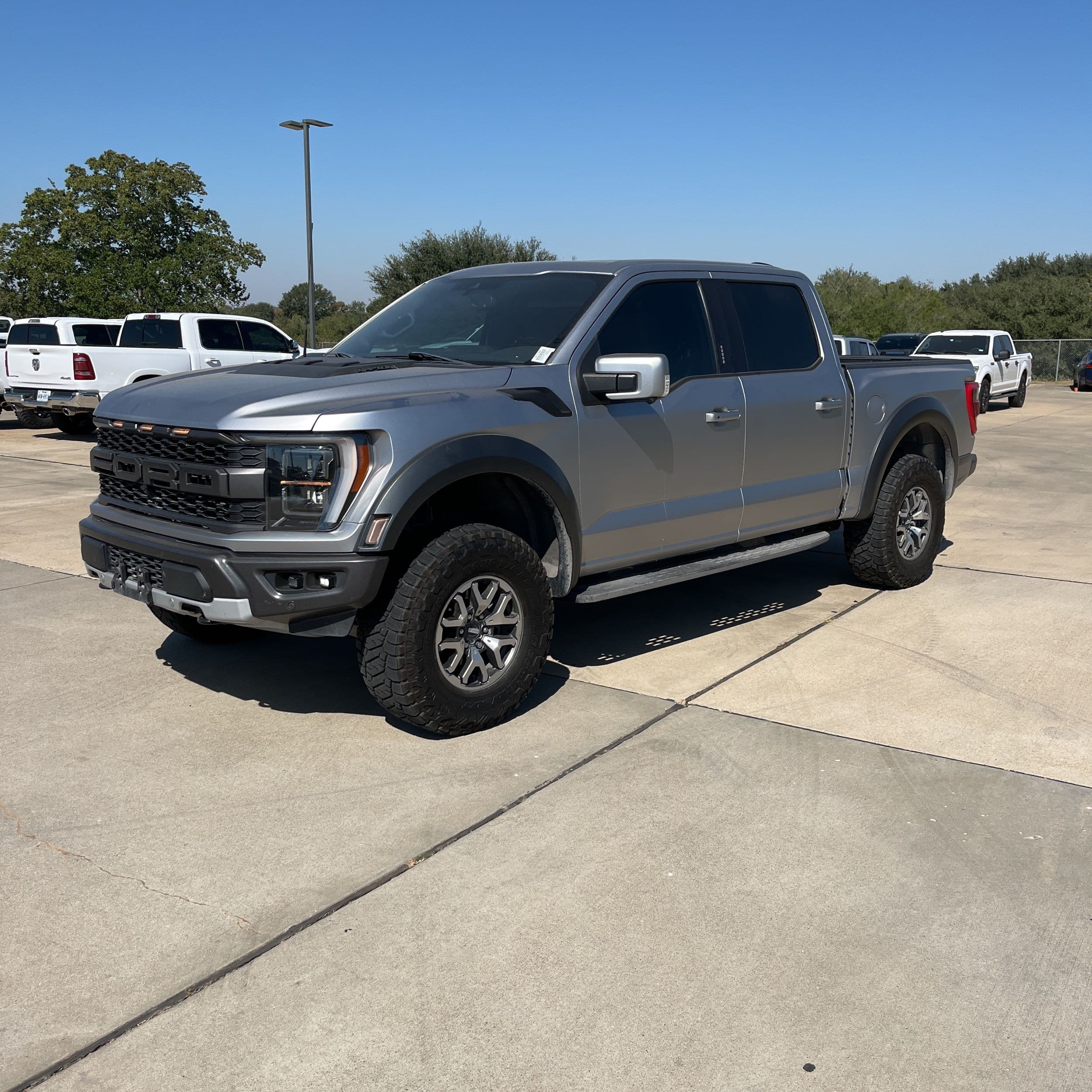 2021 Ford F-150 Raptor photo 1