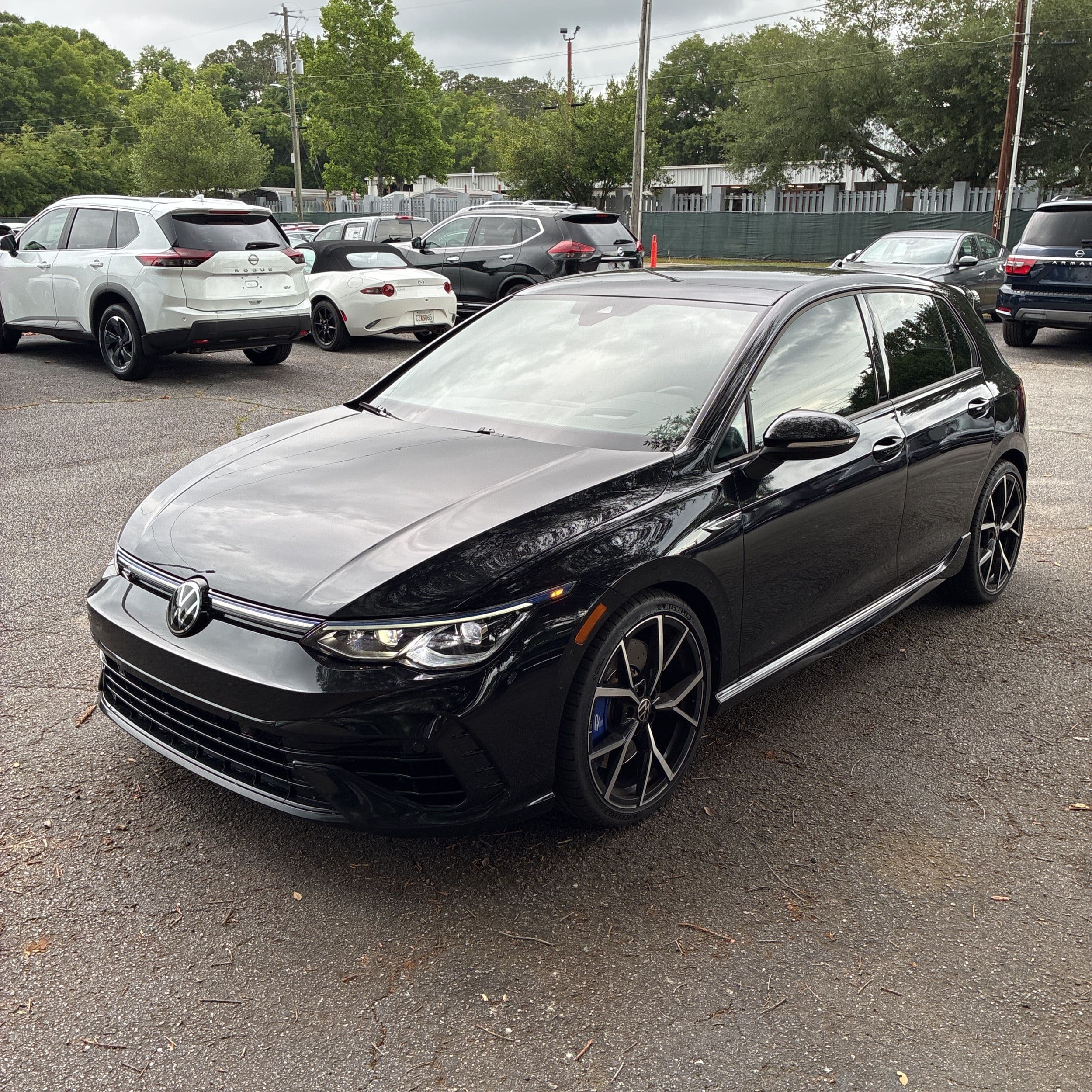 2024 Volkswagen Golf R 4Motion photo 1