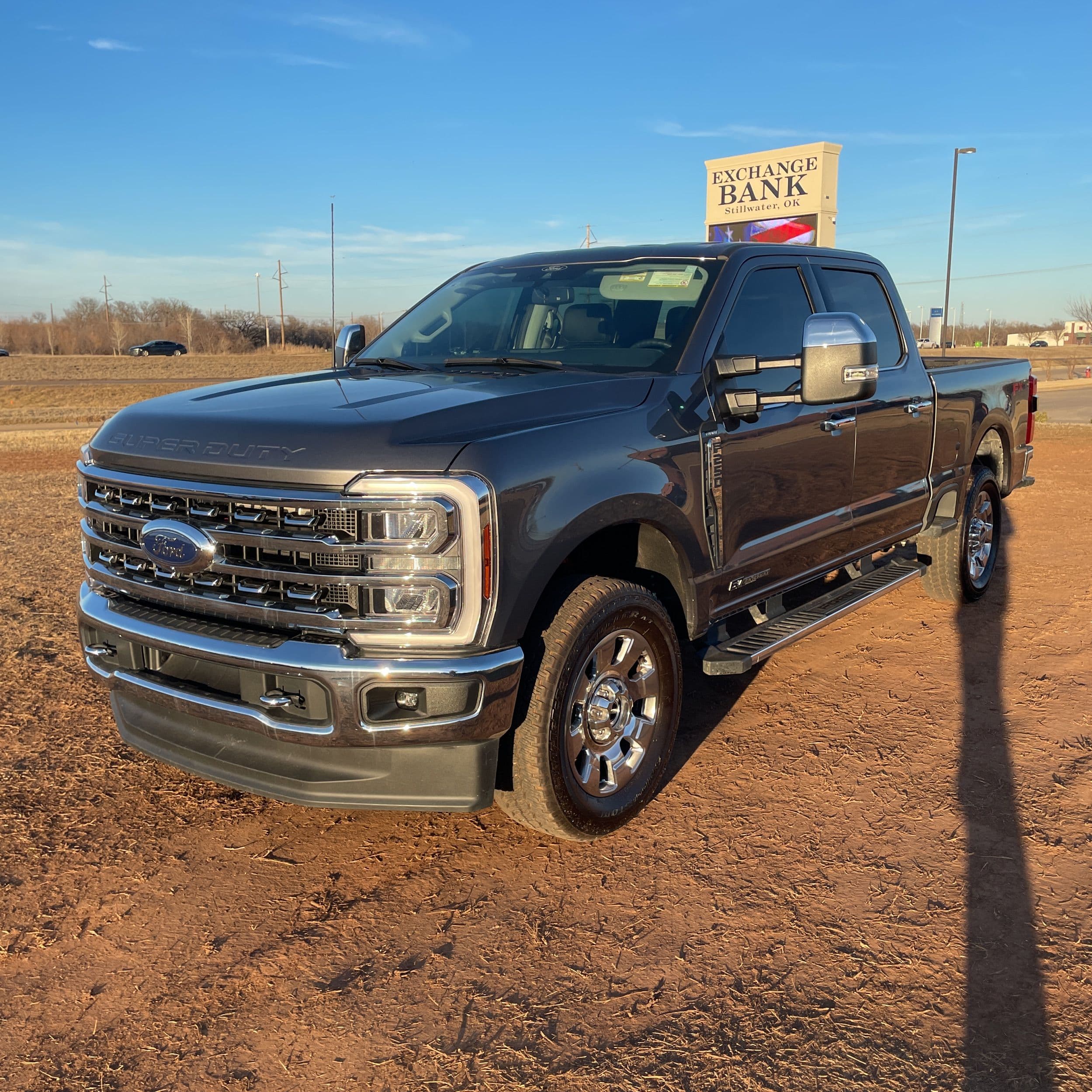2024 Ford F-250 Super Duty Lariat photo 1