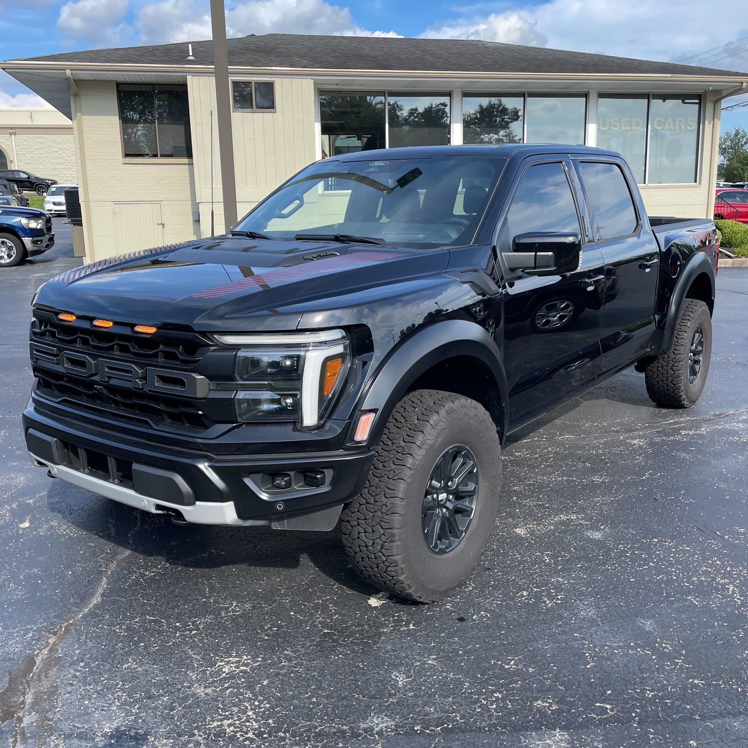 2024 Ford F-150 Raptor photo 1