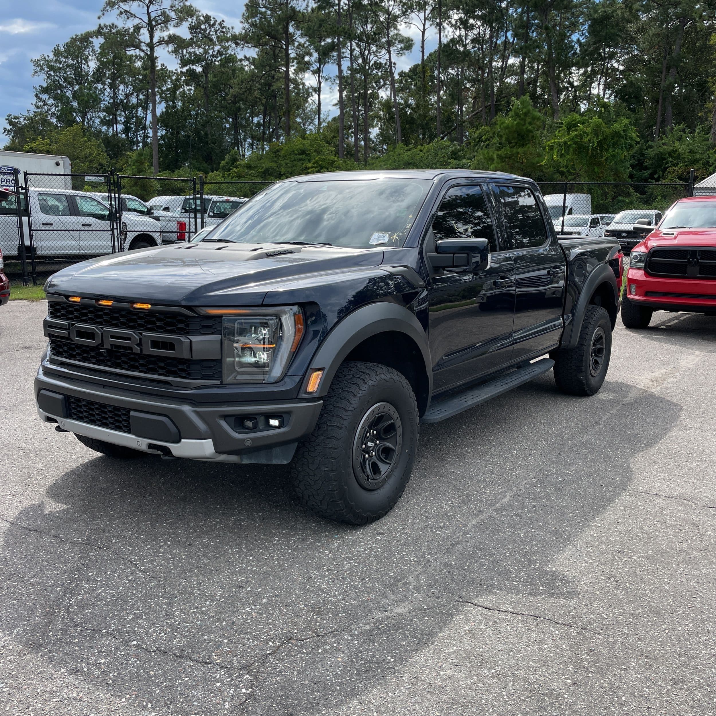 2022 Ford F-150 Raptor photo 1
