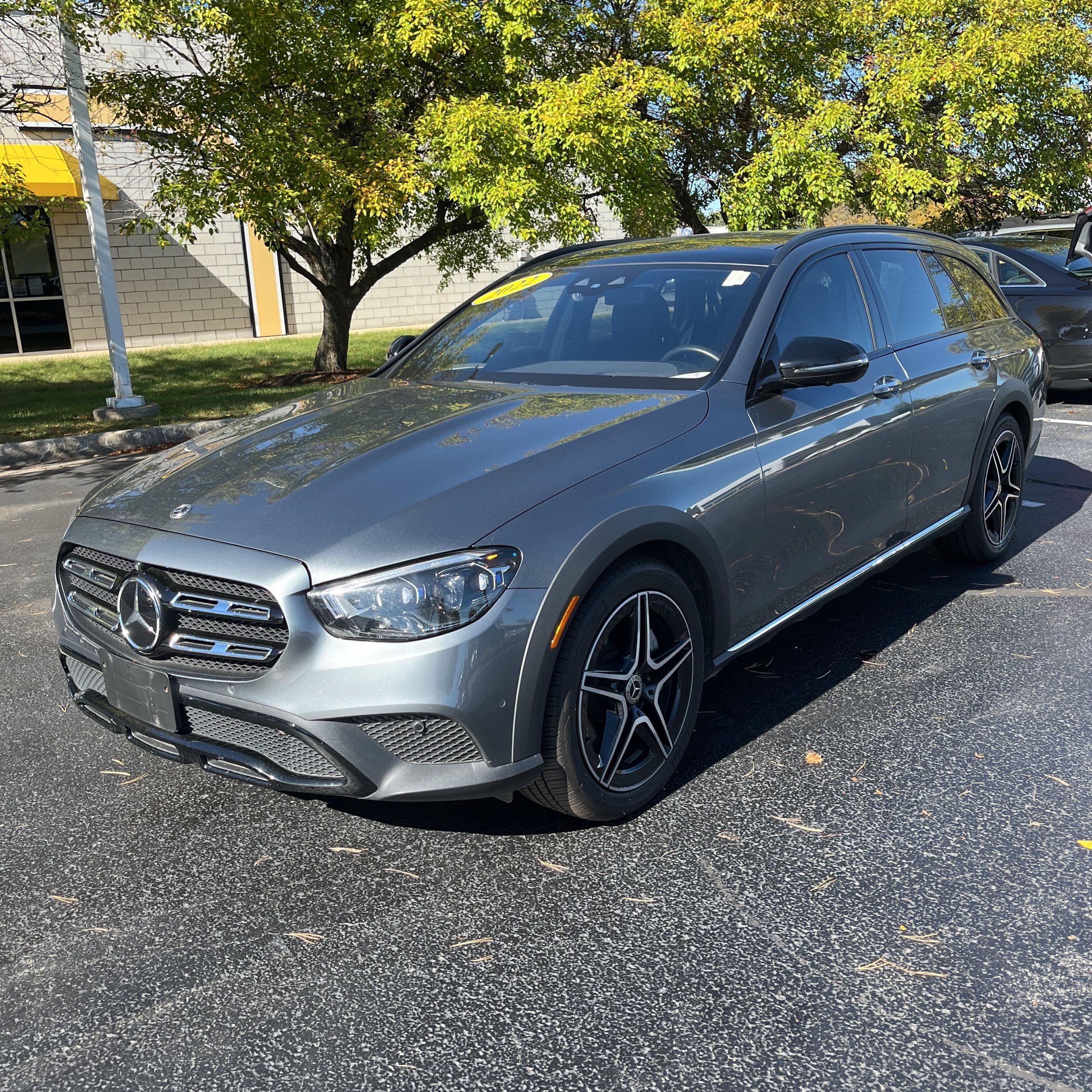 2022 Mercedes-Benz E-Class E450 photo 1