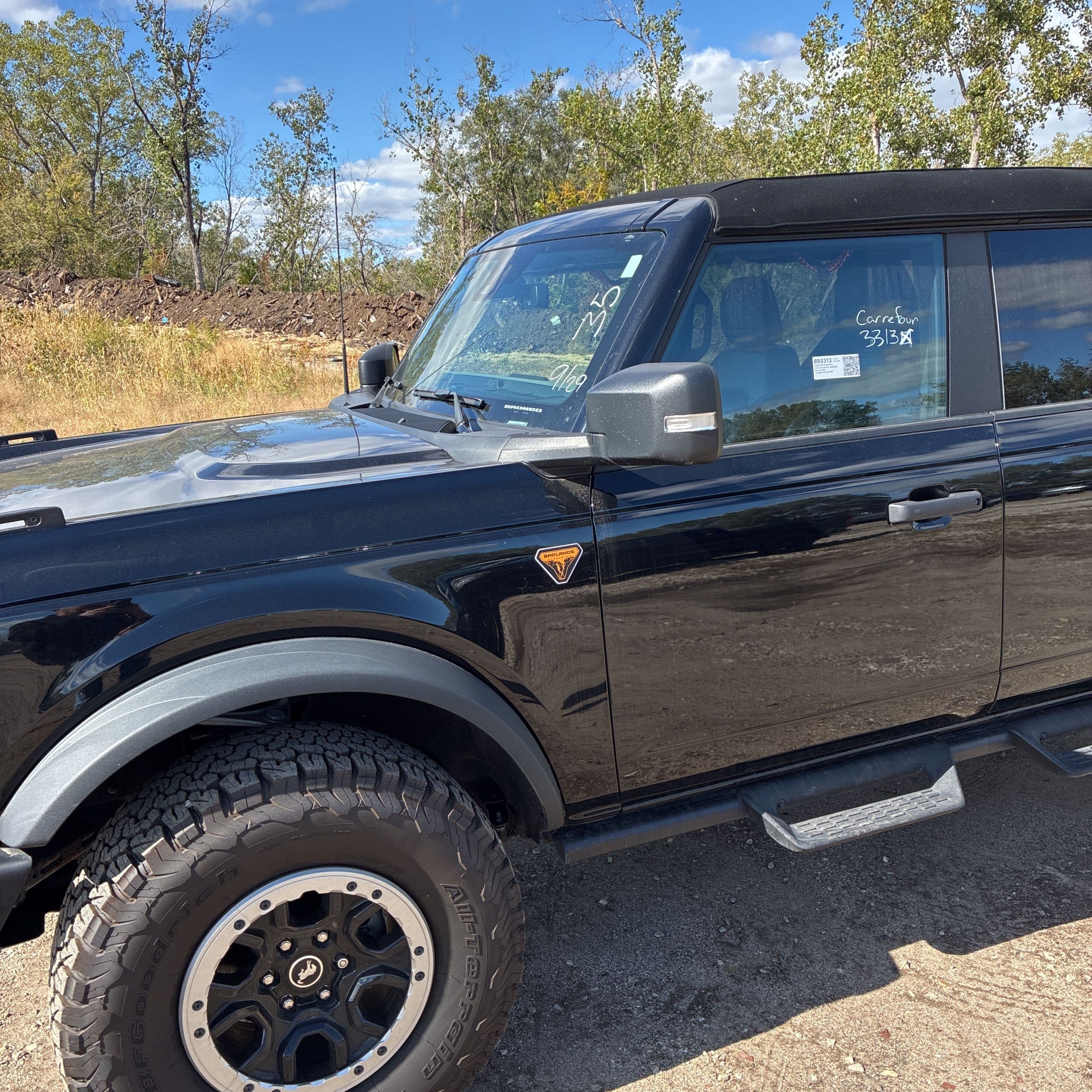 2023 Ford Bronco Badlands photo 1