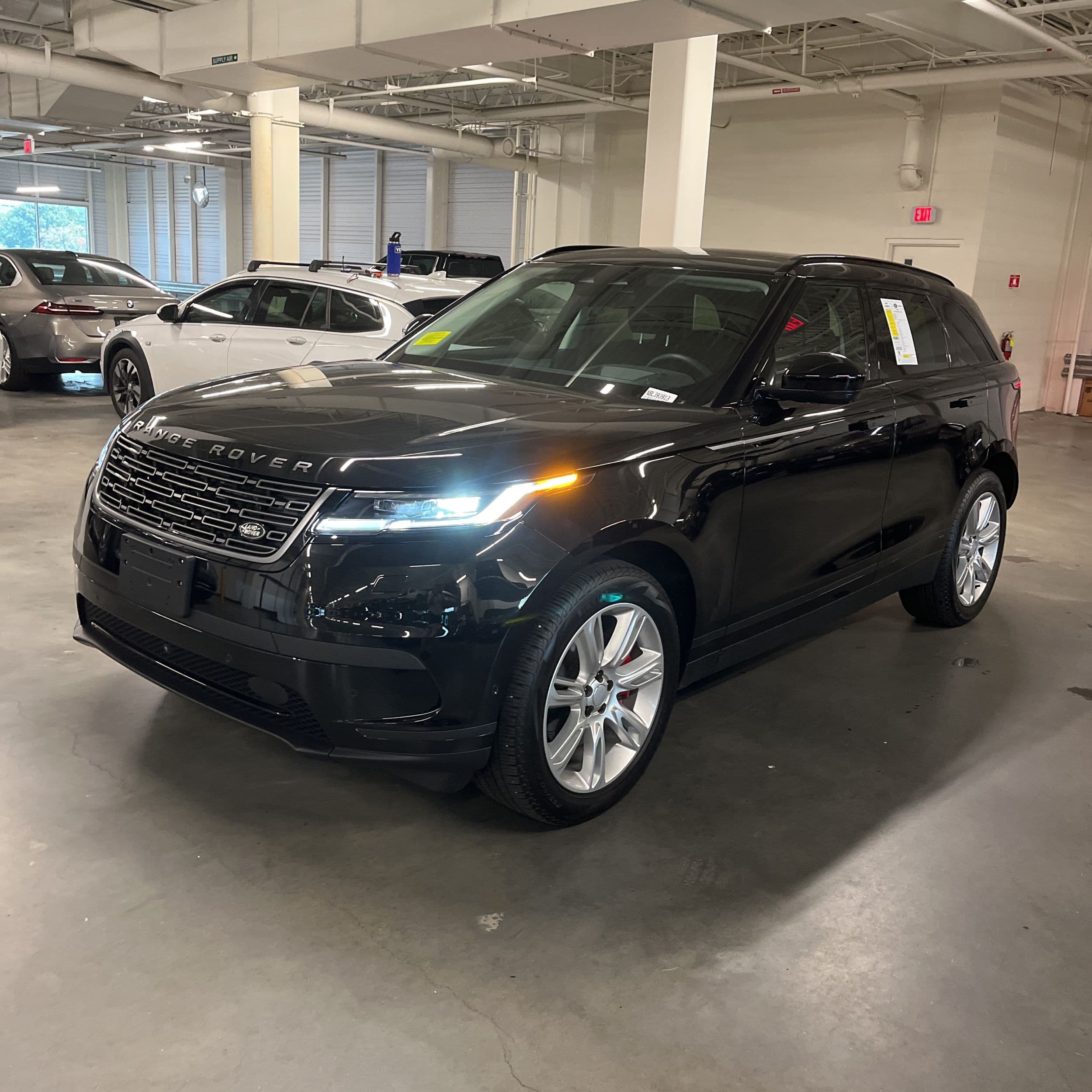 2025 Land Rover Range Rover Velar P250 S photo 1