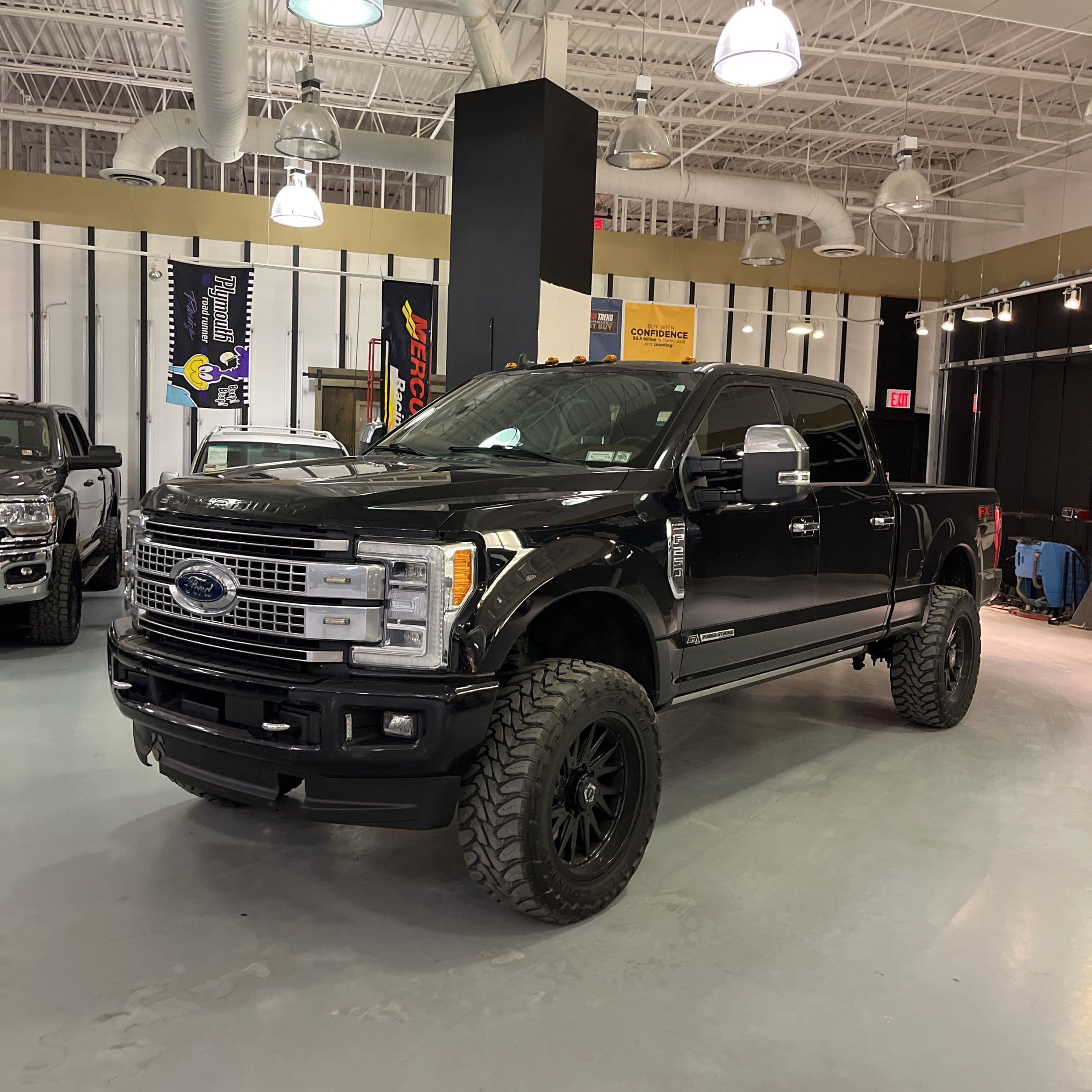 2019 Ford F-250 Super Duty Platinum photo 1