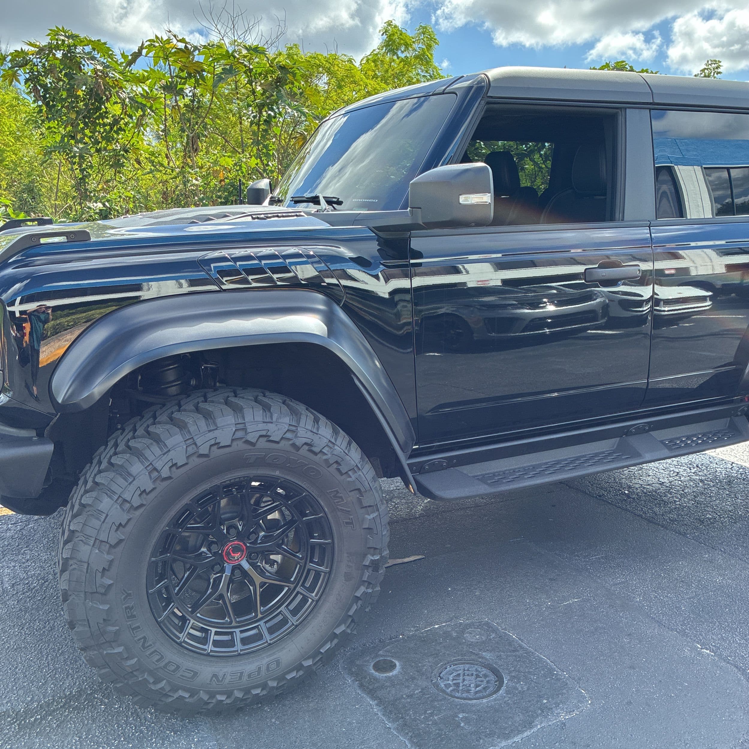 2024 Ford Bronco Raptor photo 1