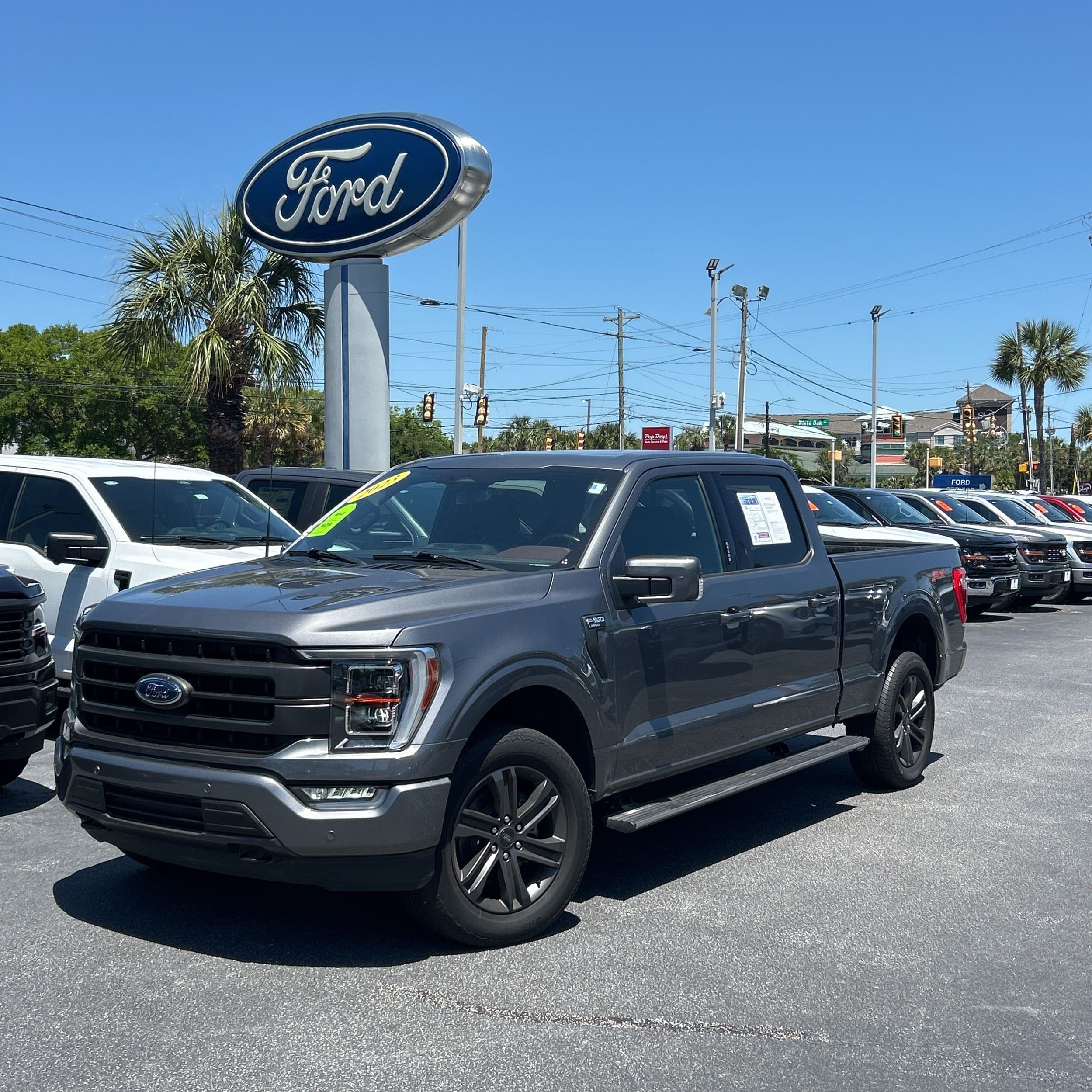 2023 Ford F-150 Lariat photo 1