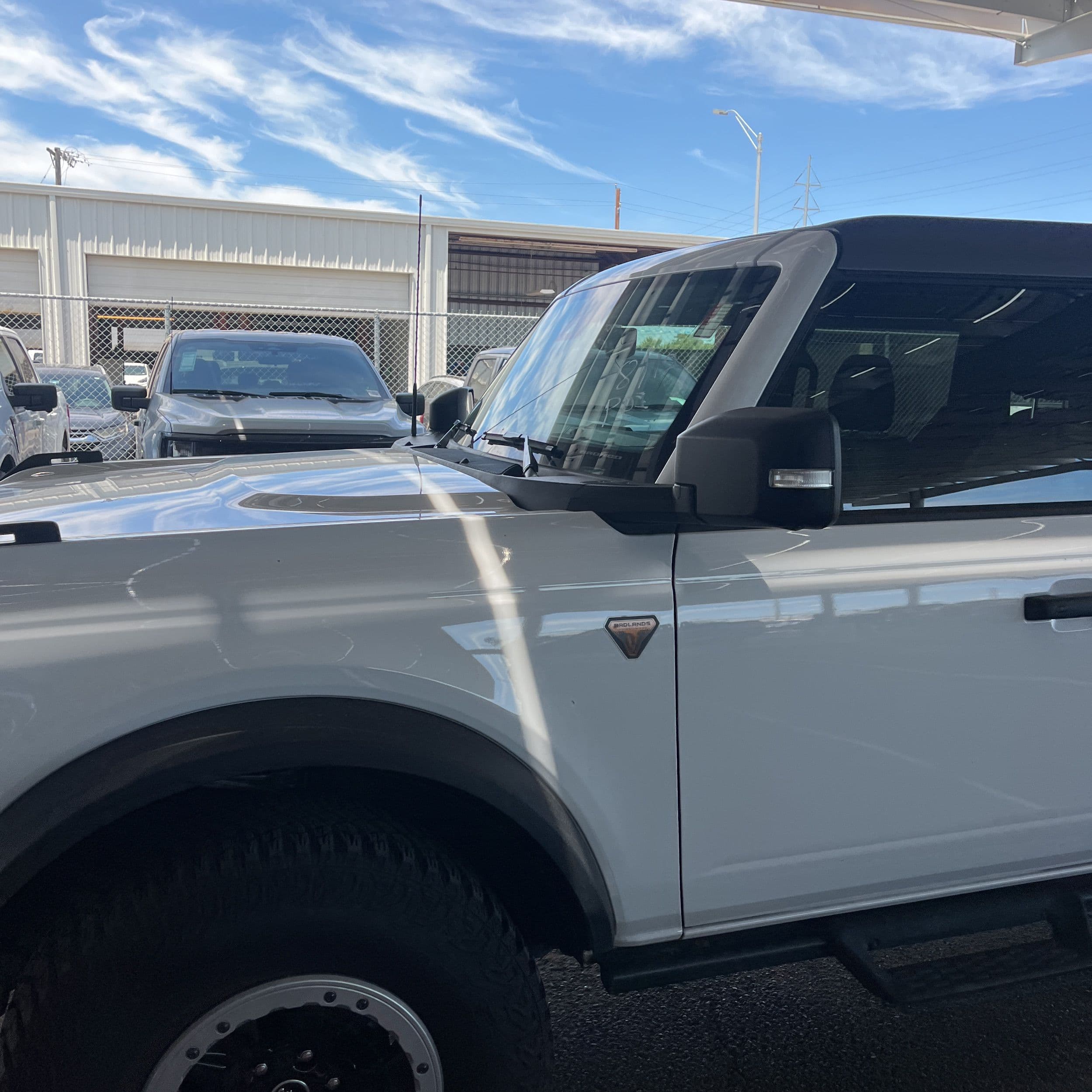 2024 Ford Bronco Badlands photo 1