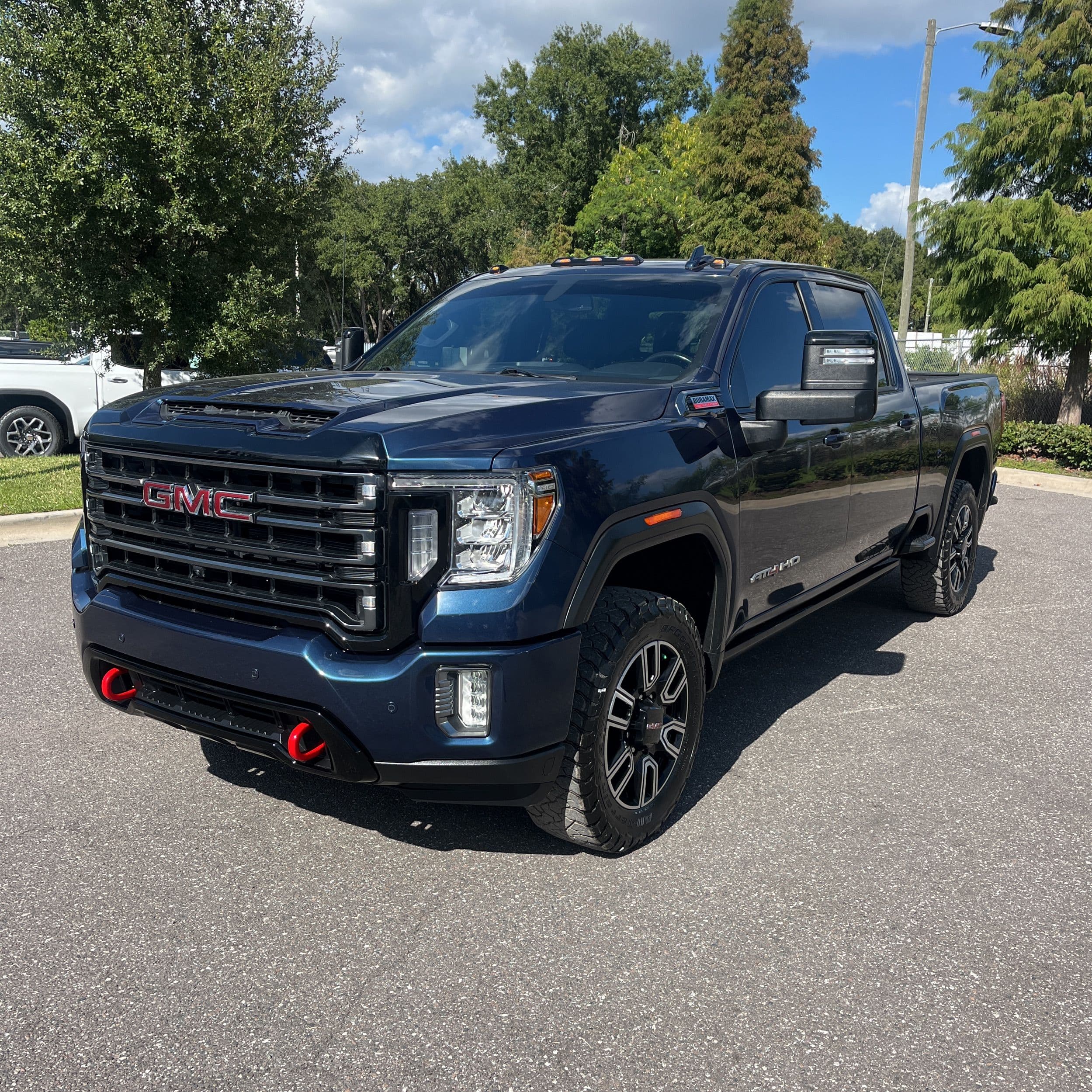 2022 GMC Sierra 2500HD AT4 photo 1