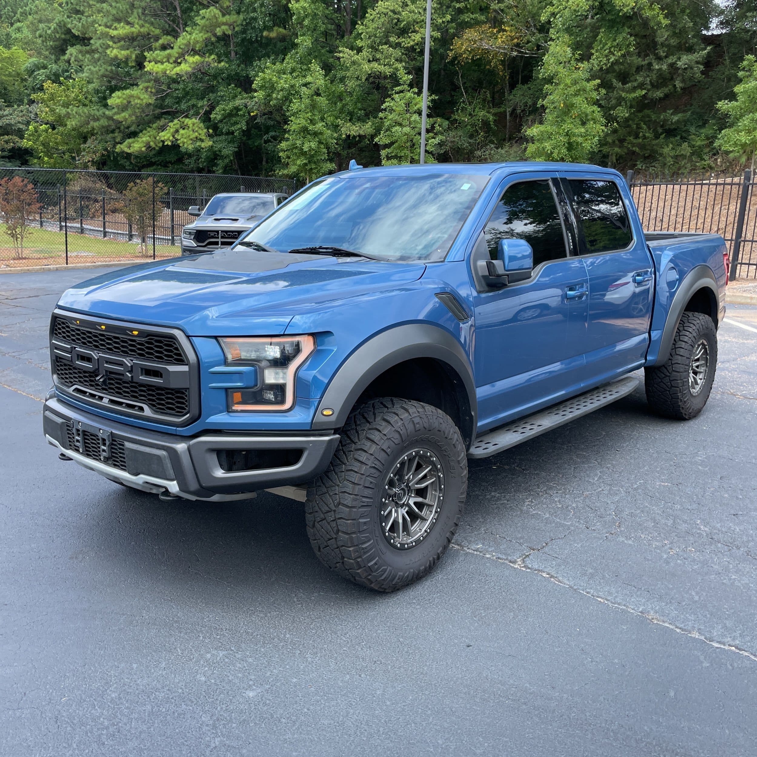 2020 Ford F-150 Raptor photo 1
