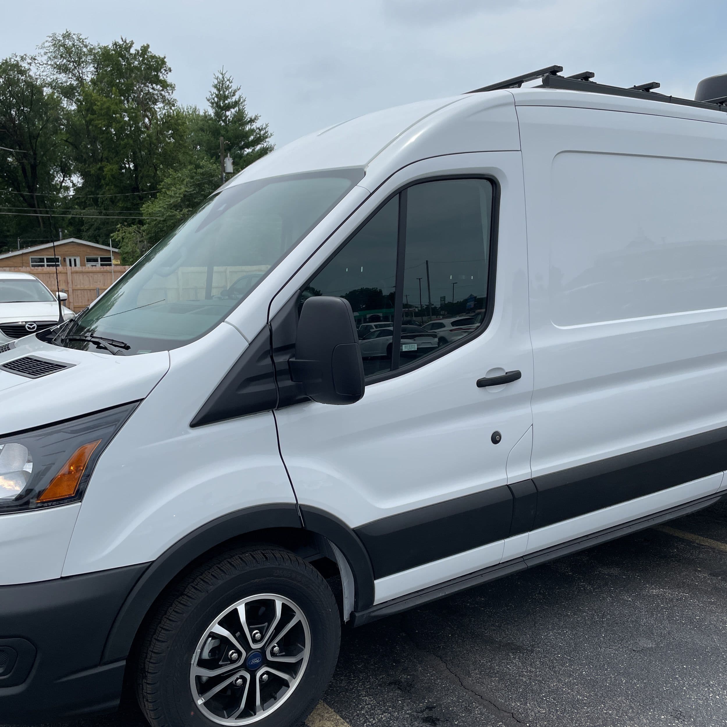 2023 Ford Transit 250 photo 1