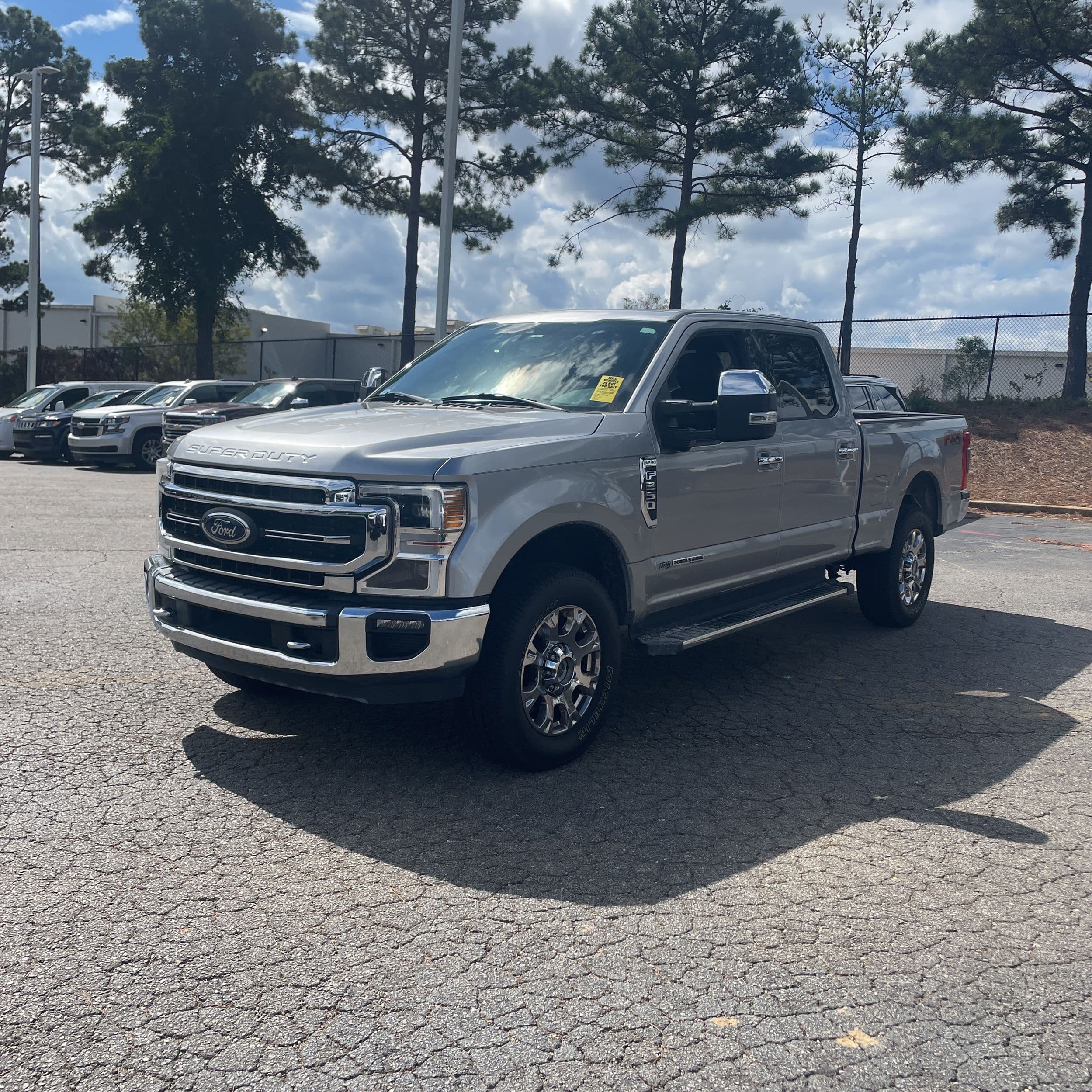 2021 Ford F-250 Super Duty Lariat photo 1