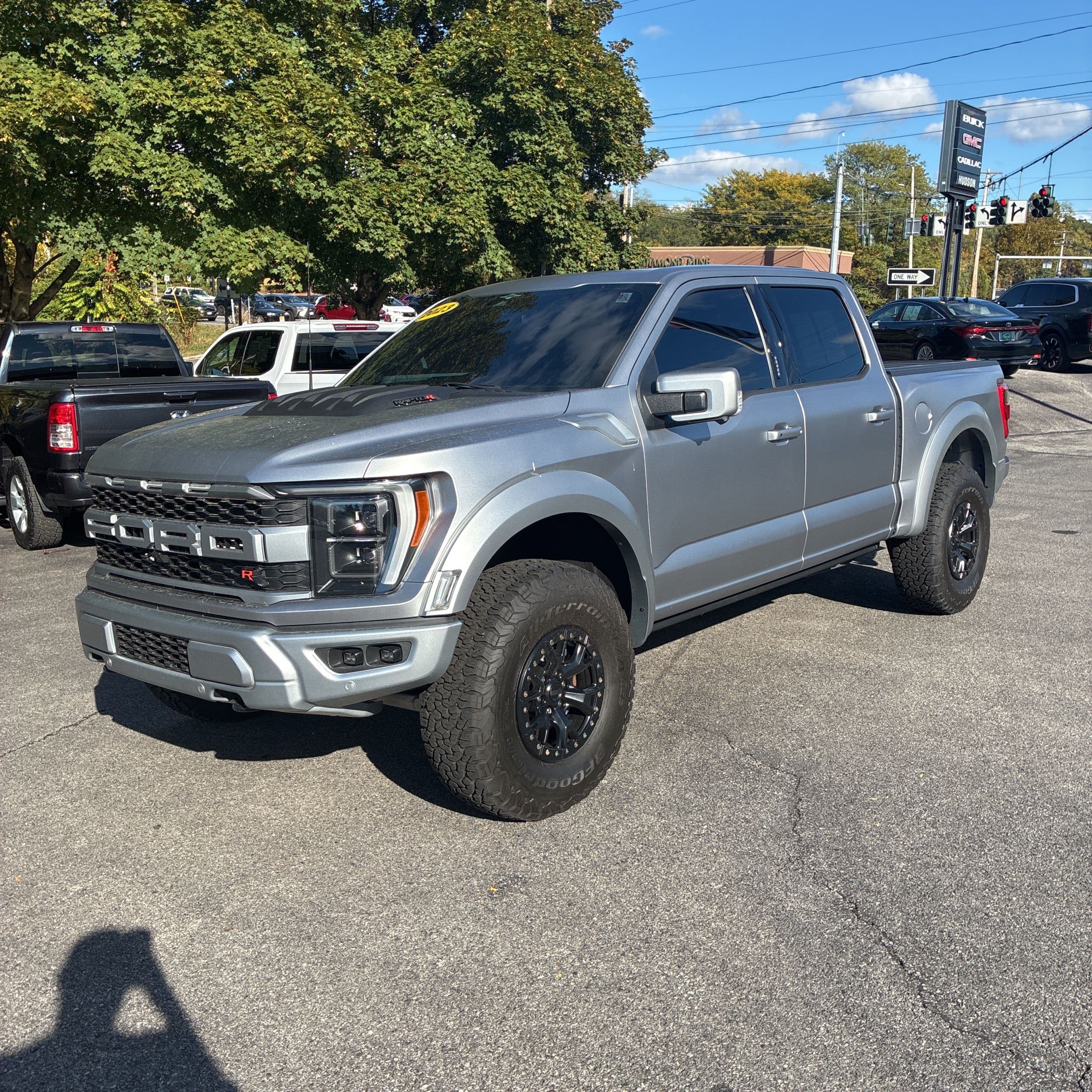 2023 Ford F-150 Raptor photo 1