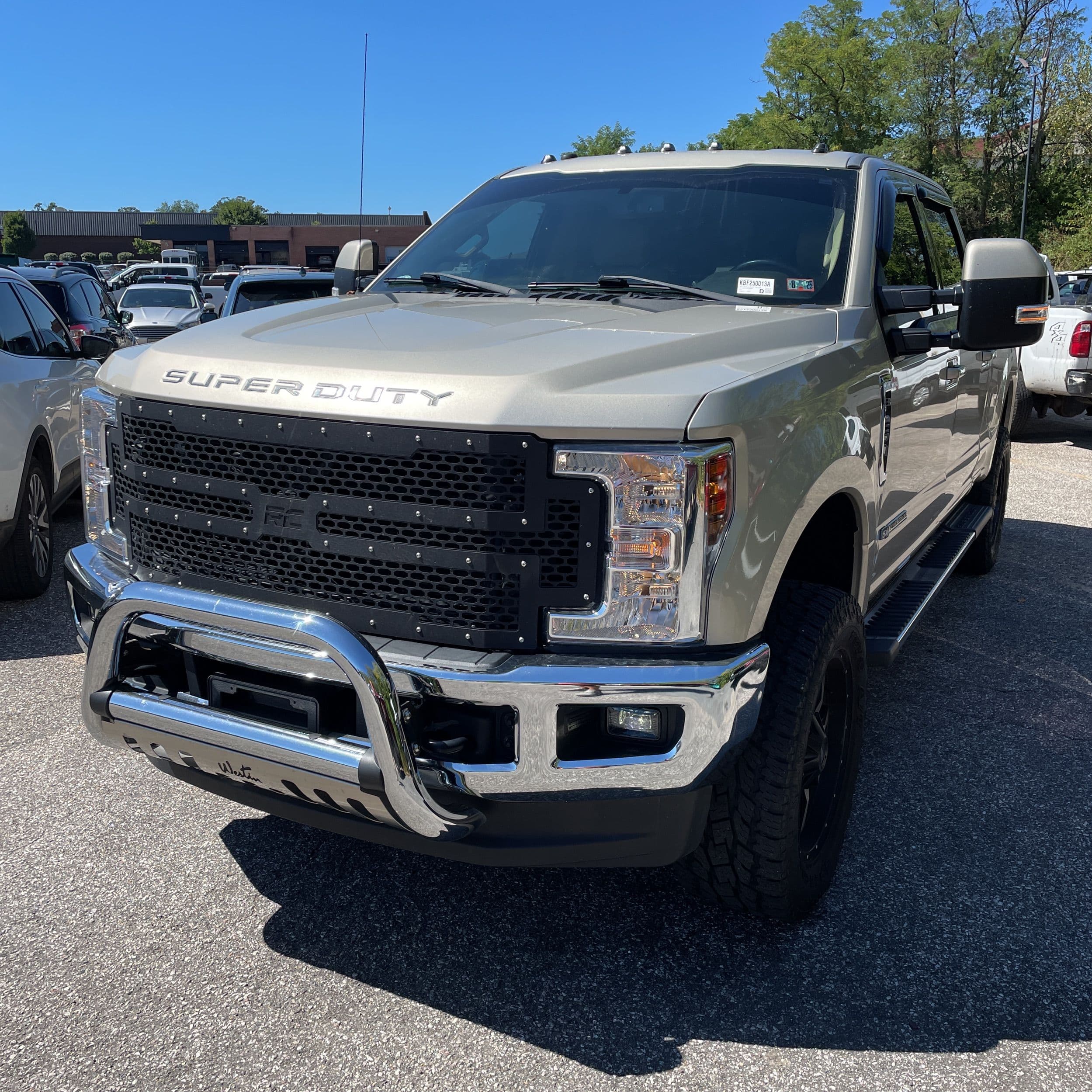 2018 Ford F-250 Super Duty Lariat photo 1
