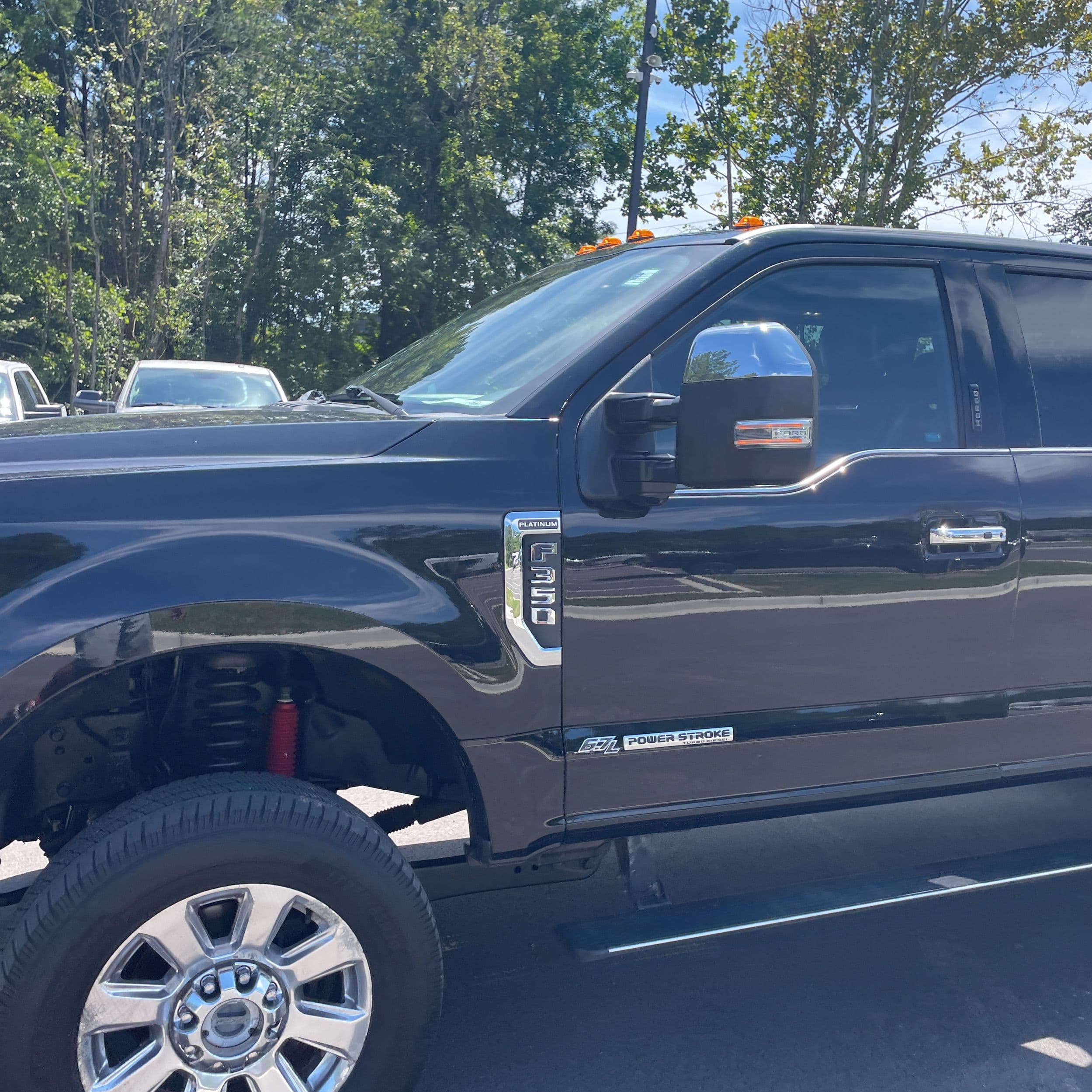 2017 Ford F-350 Super Duty Platinum photo 1