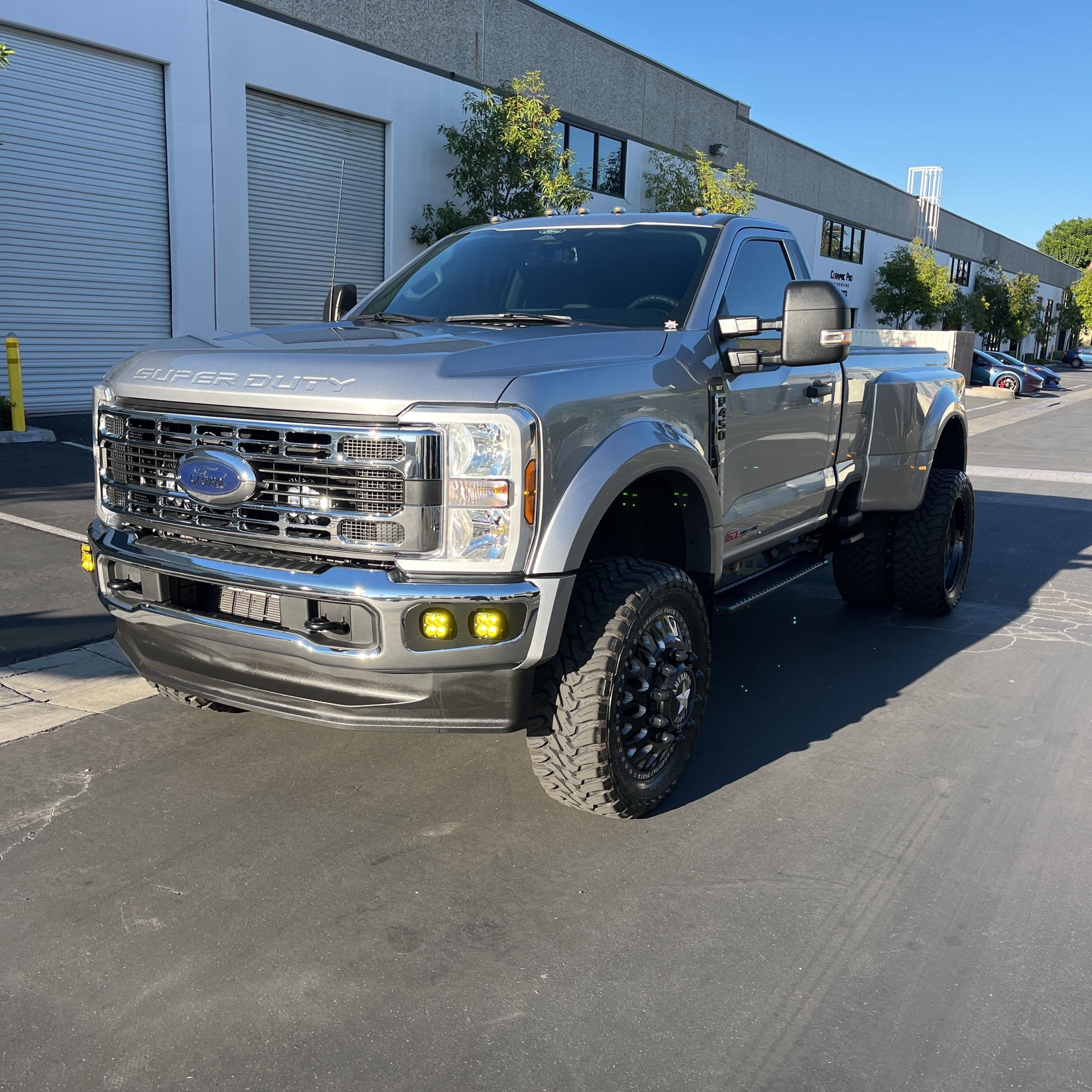 2024 Ford F-450 Super Duty XLT photo 1