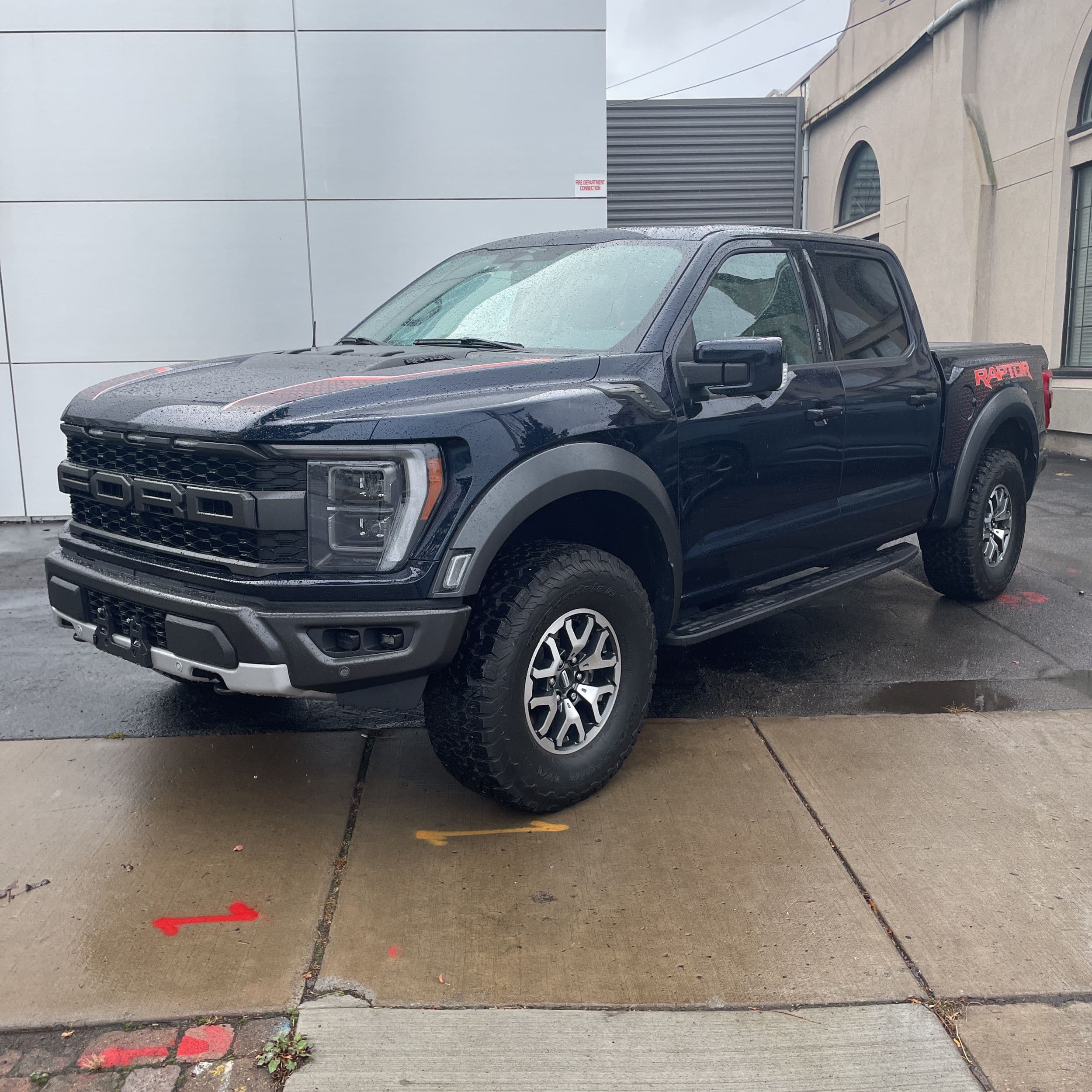 2023 Ford F-150 Raptor photo 1