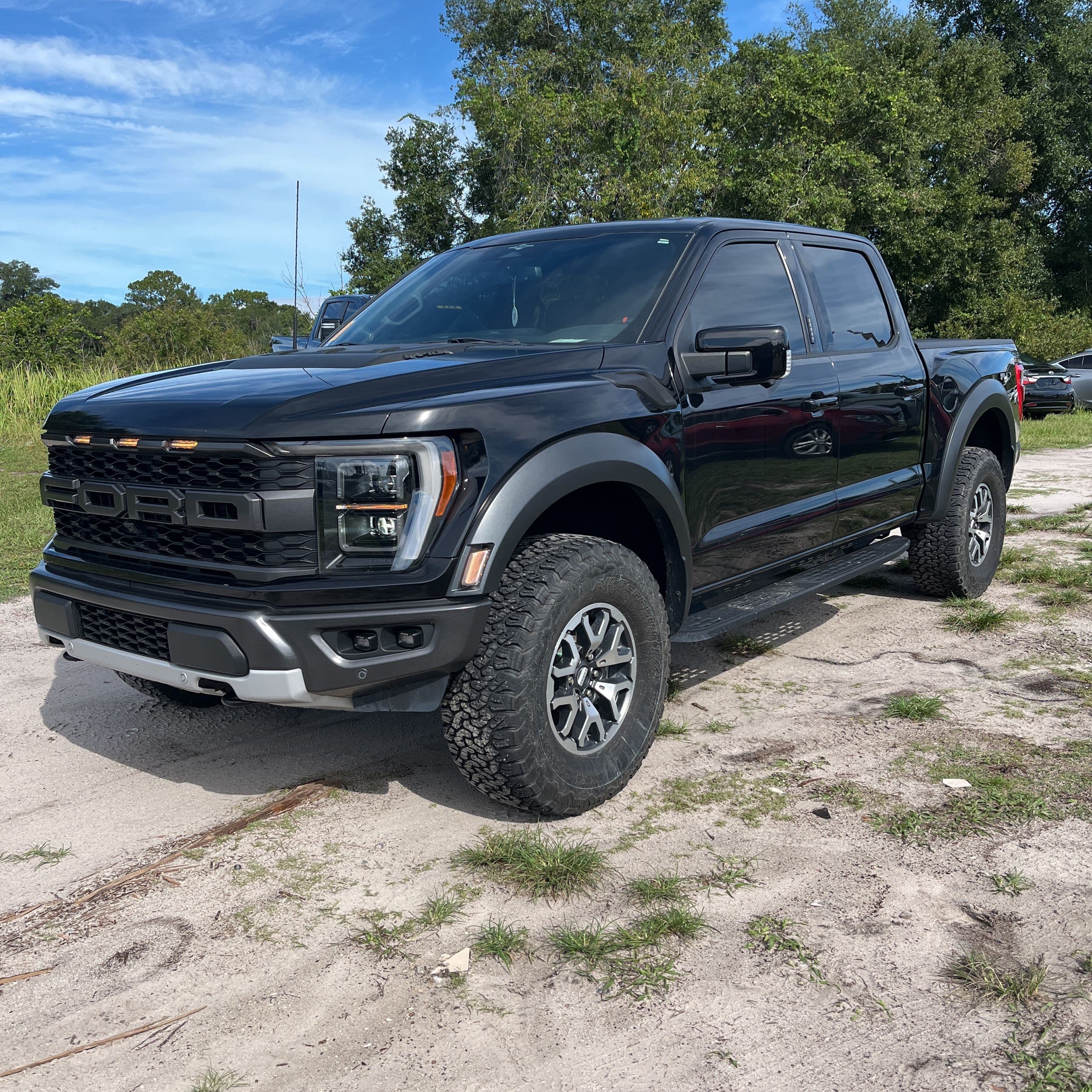 2022 Ford F-150 Raptor photo 1