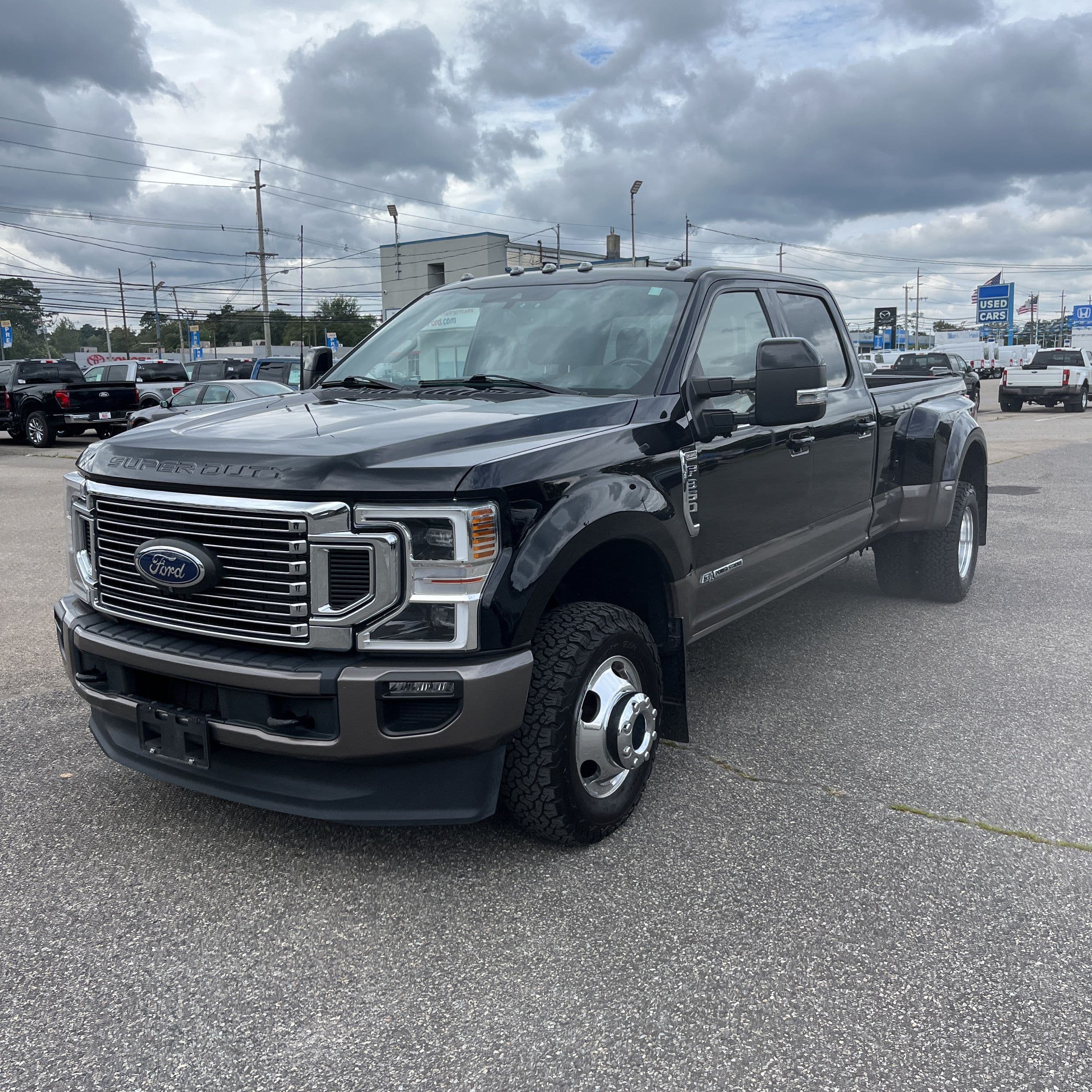 2022 Ford F-350 Super Duty King Ranch photo 1