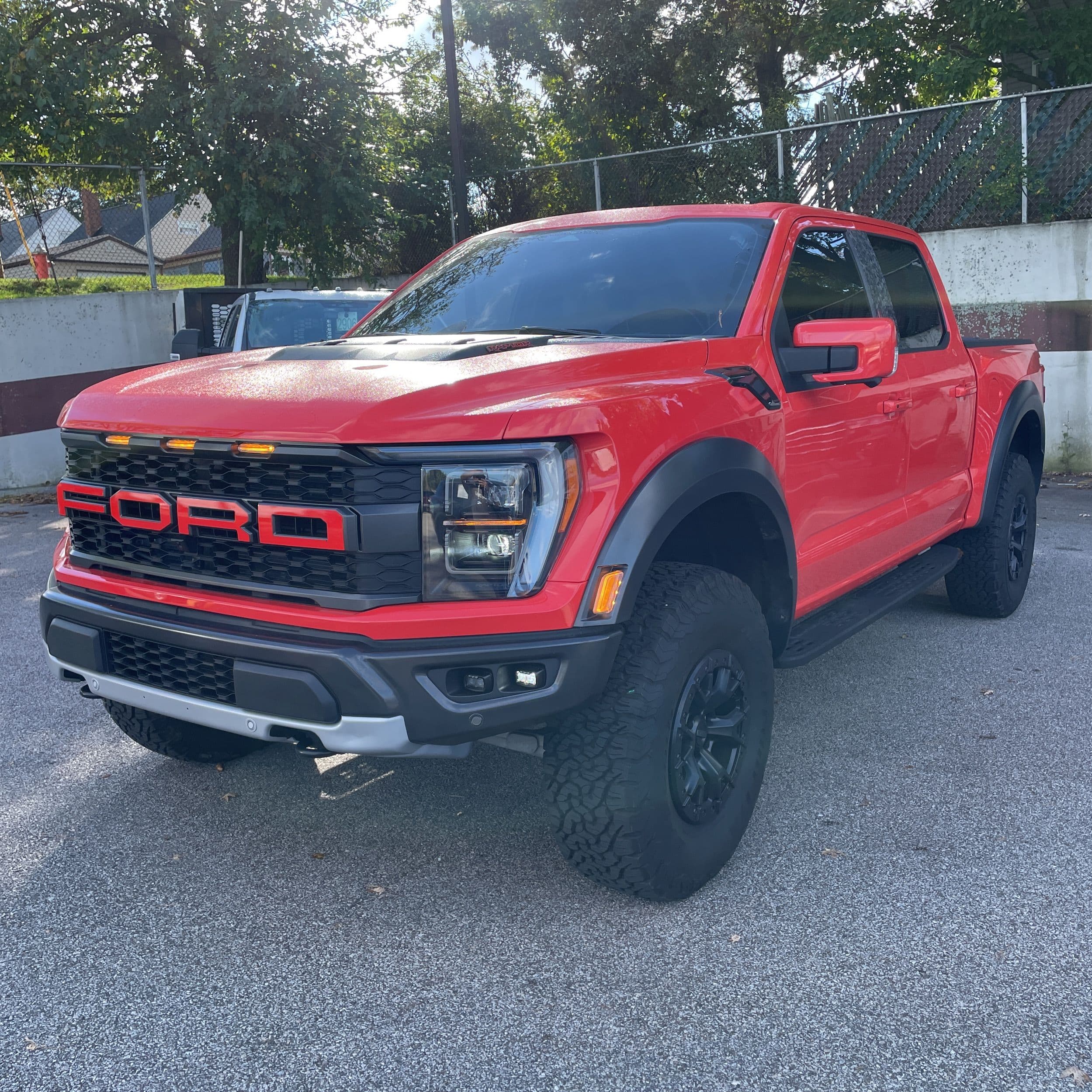 2023 Ford F-150 Raptor photo 1