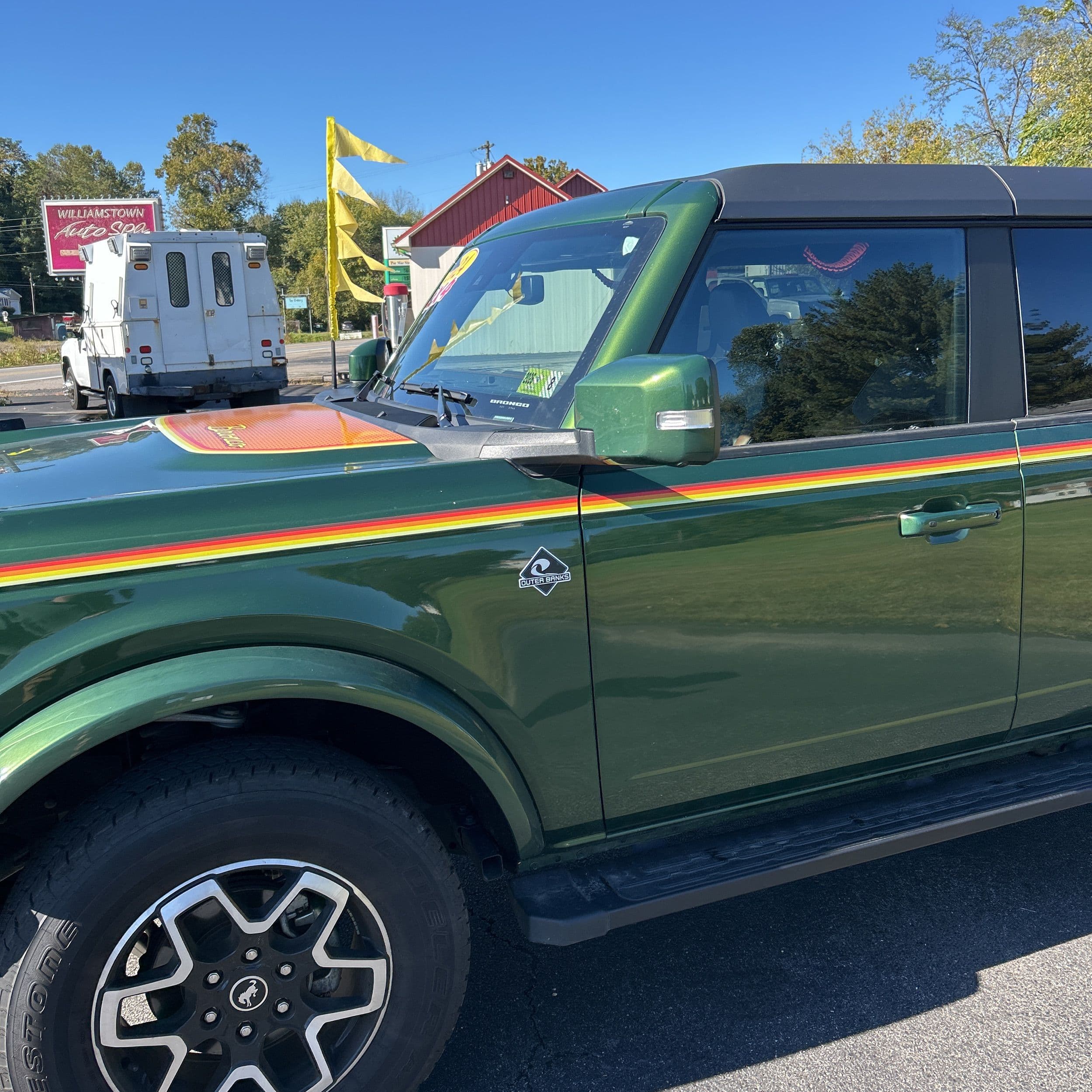 2024 Ford Bronco Outer Banks photo 1