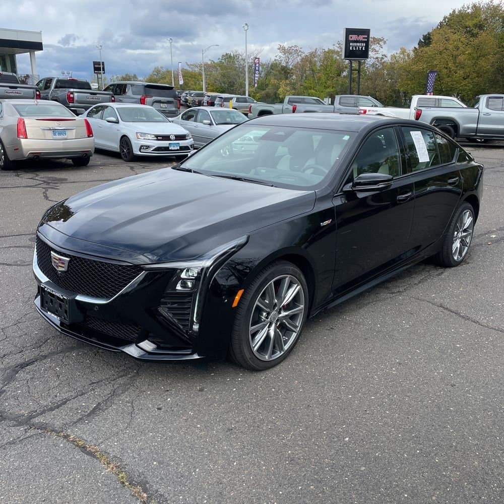 2025 Cadillac CT5-V Base photo 1