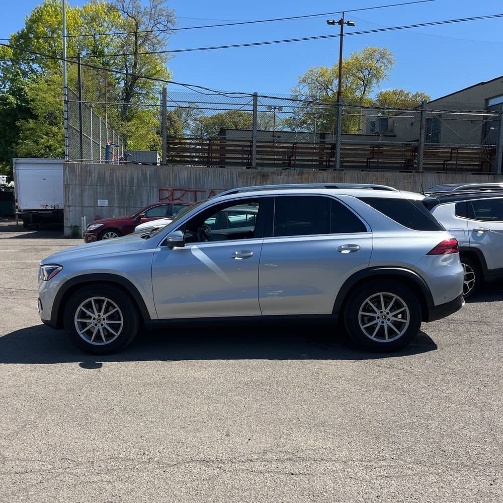 2025 Mercedes-Benz GLE 350 GLE350 4MATIC photo 1