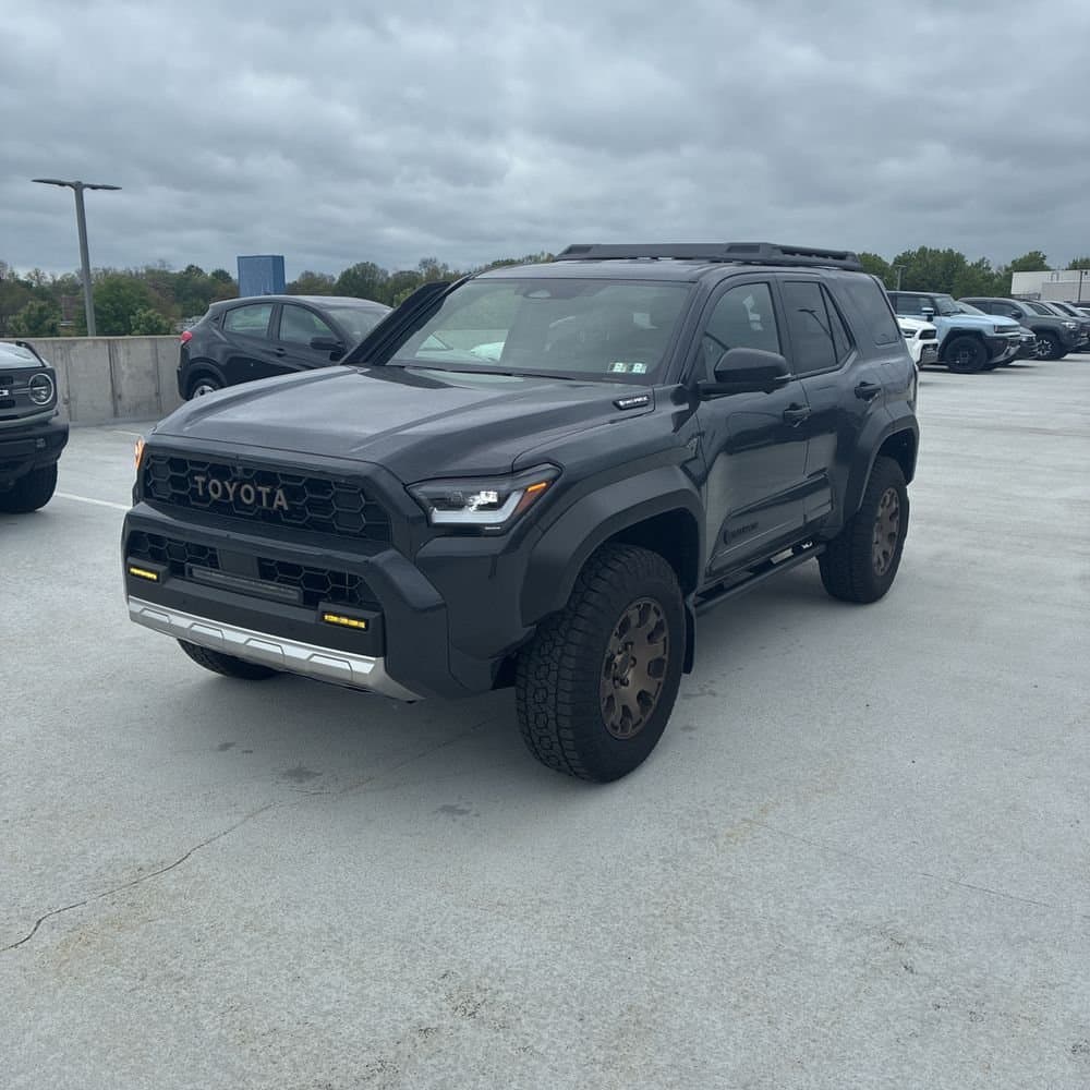 2026 Toyota 4Runner Trailhunter HV photo 1