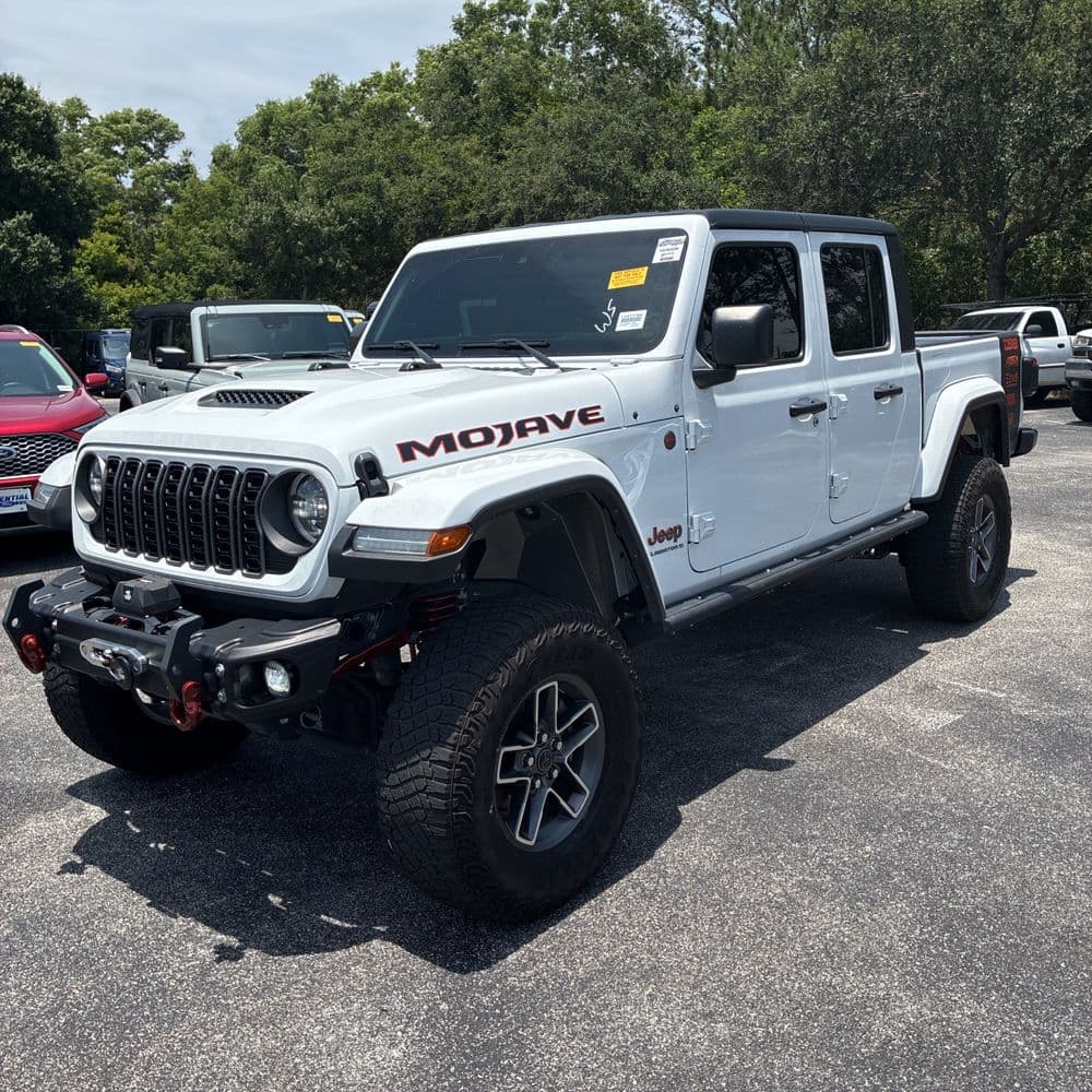 2024 Jeep Gladiator Base photo 1
